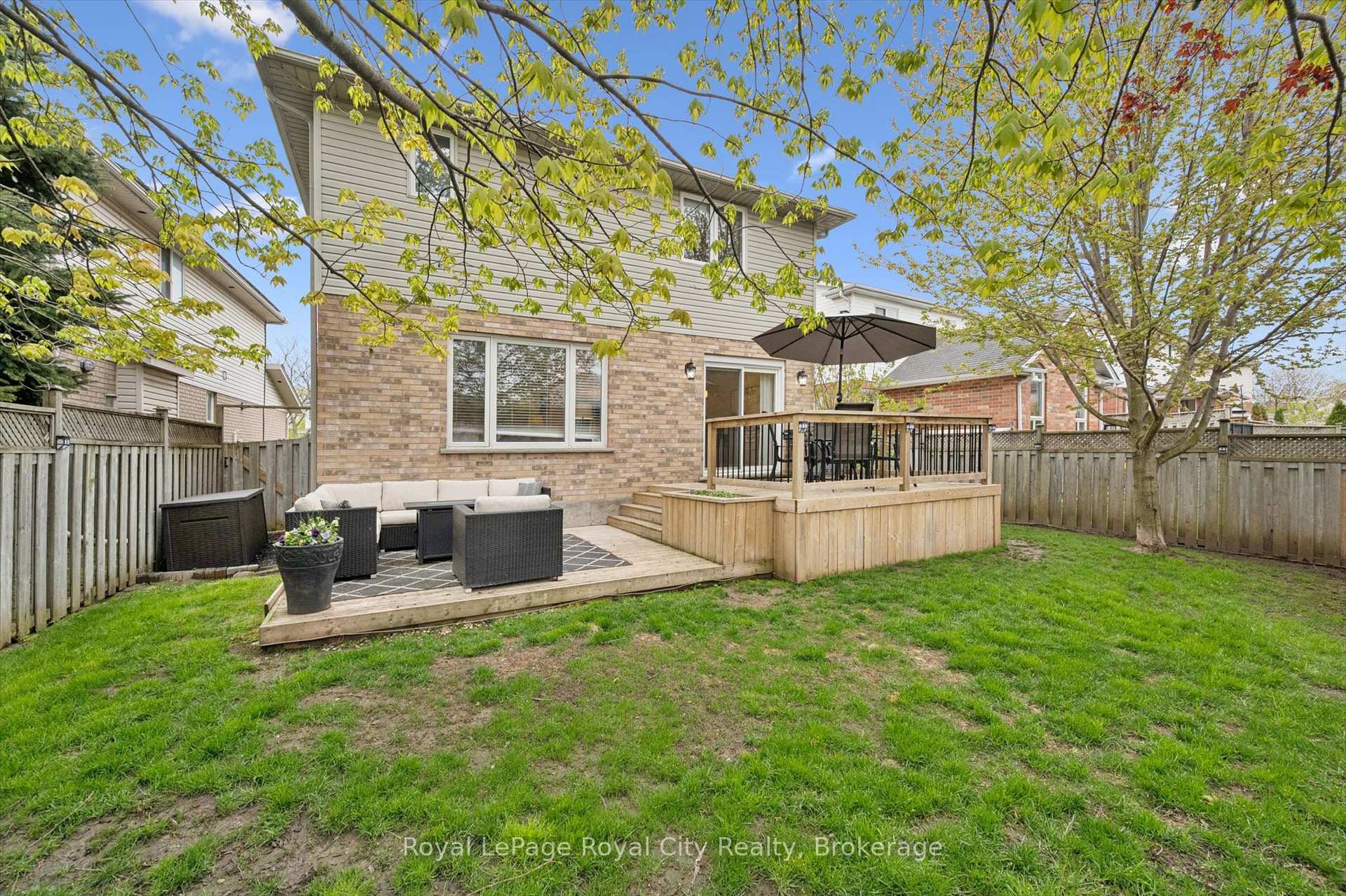 17 Carroll Crescent