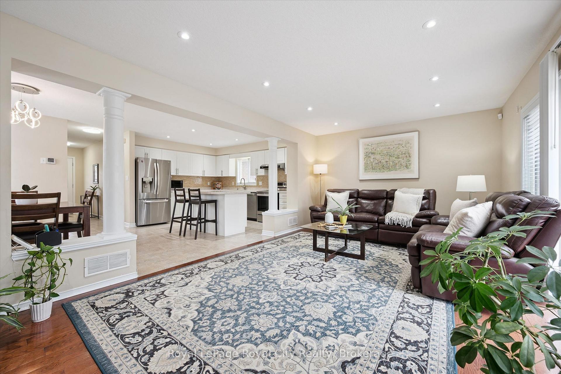 45 Darling Crescent
