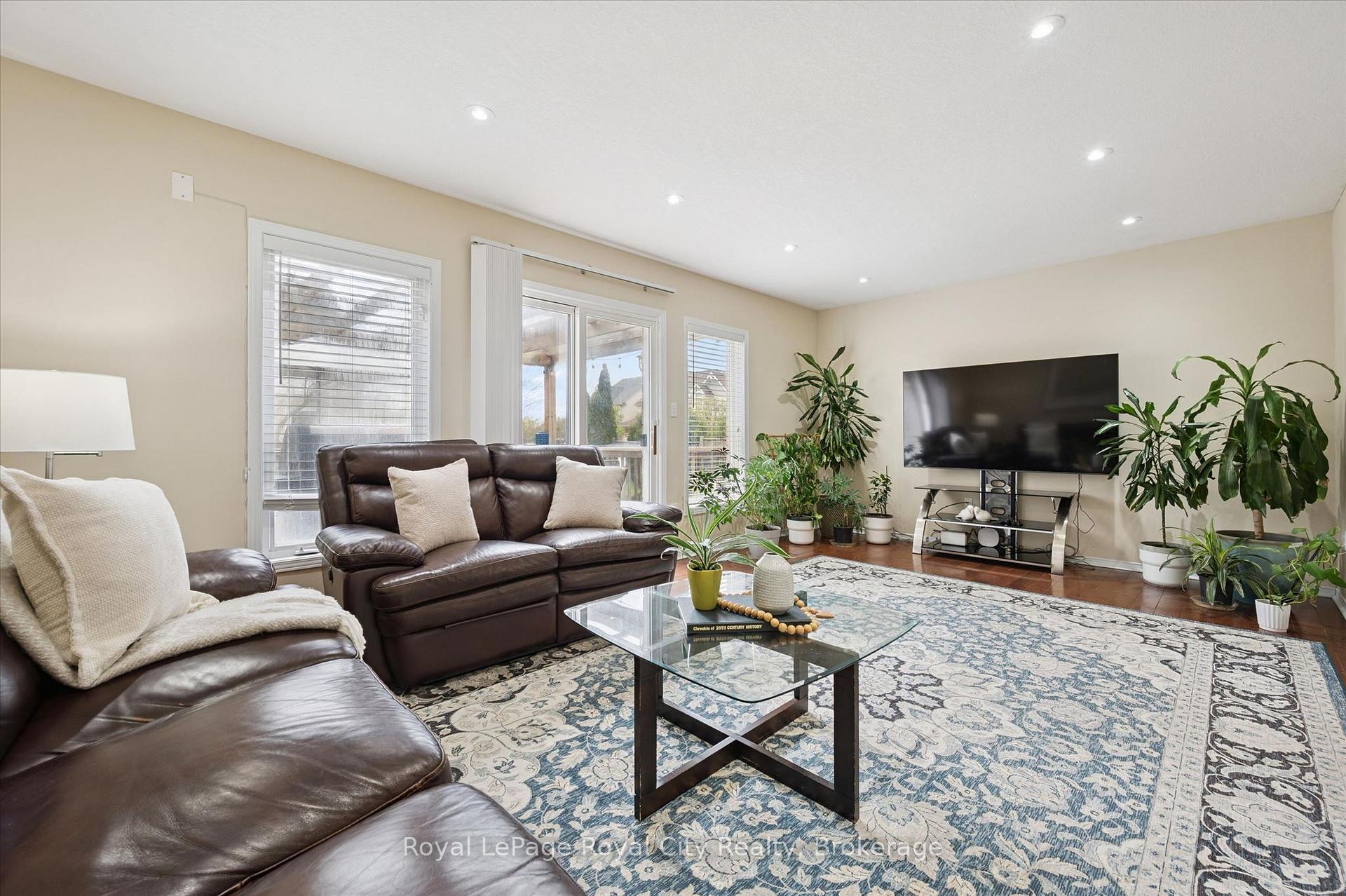 45 Darling Crescent