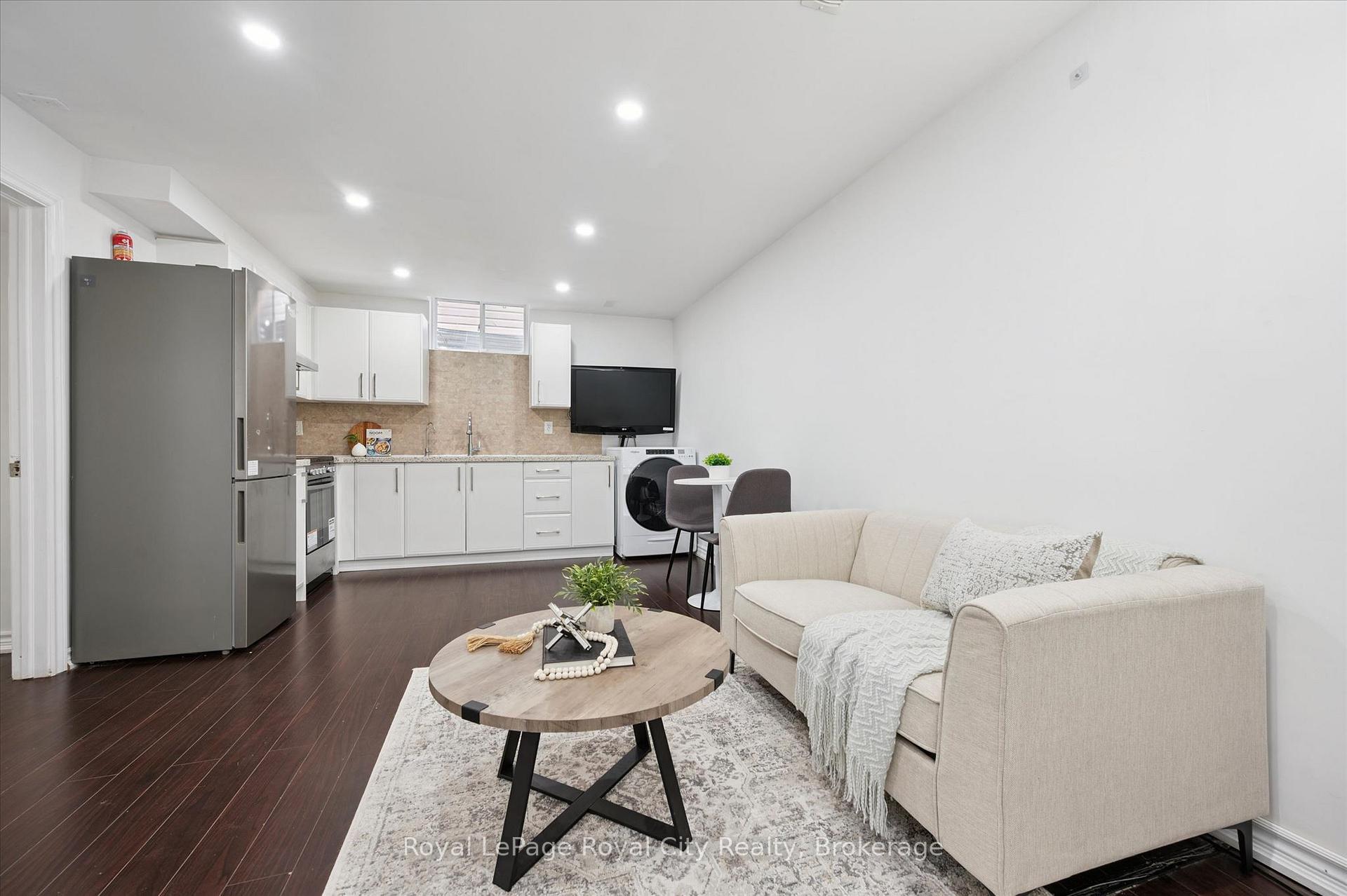 45 Darling Crescent