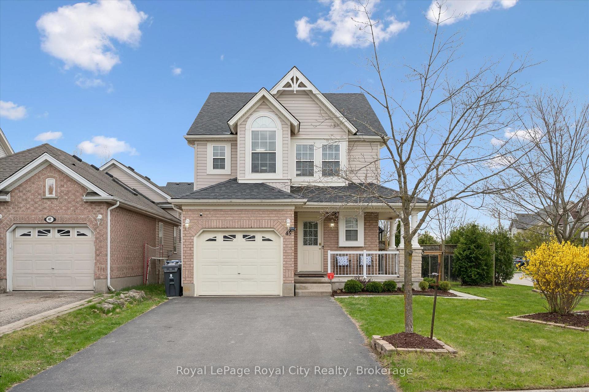 45 Darling Crescent