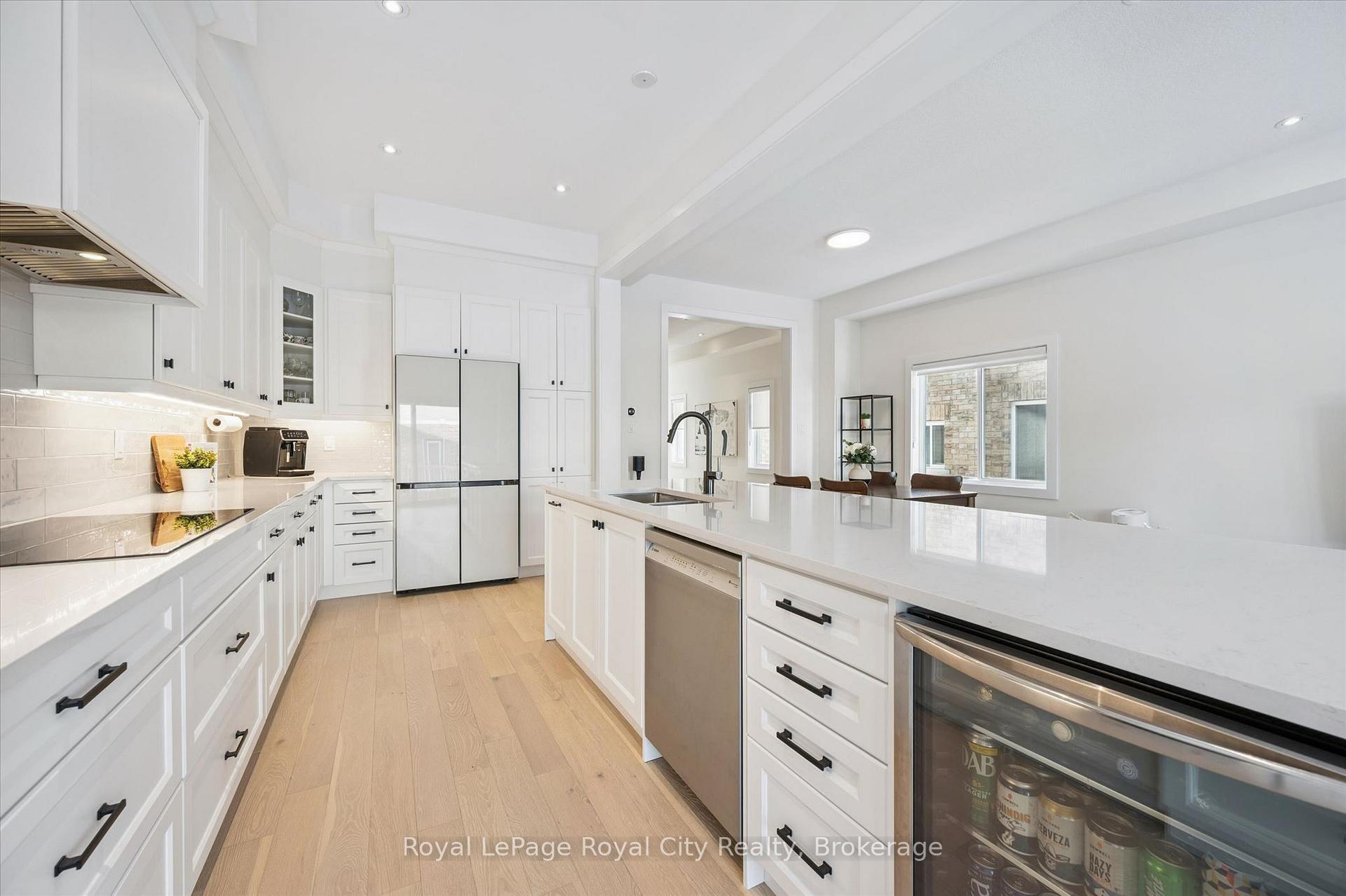 32 Hutchison Road