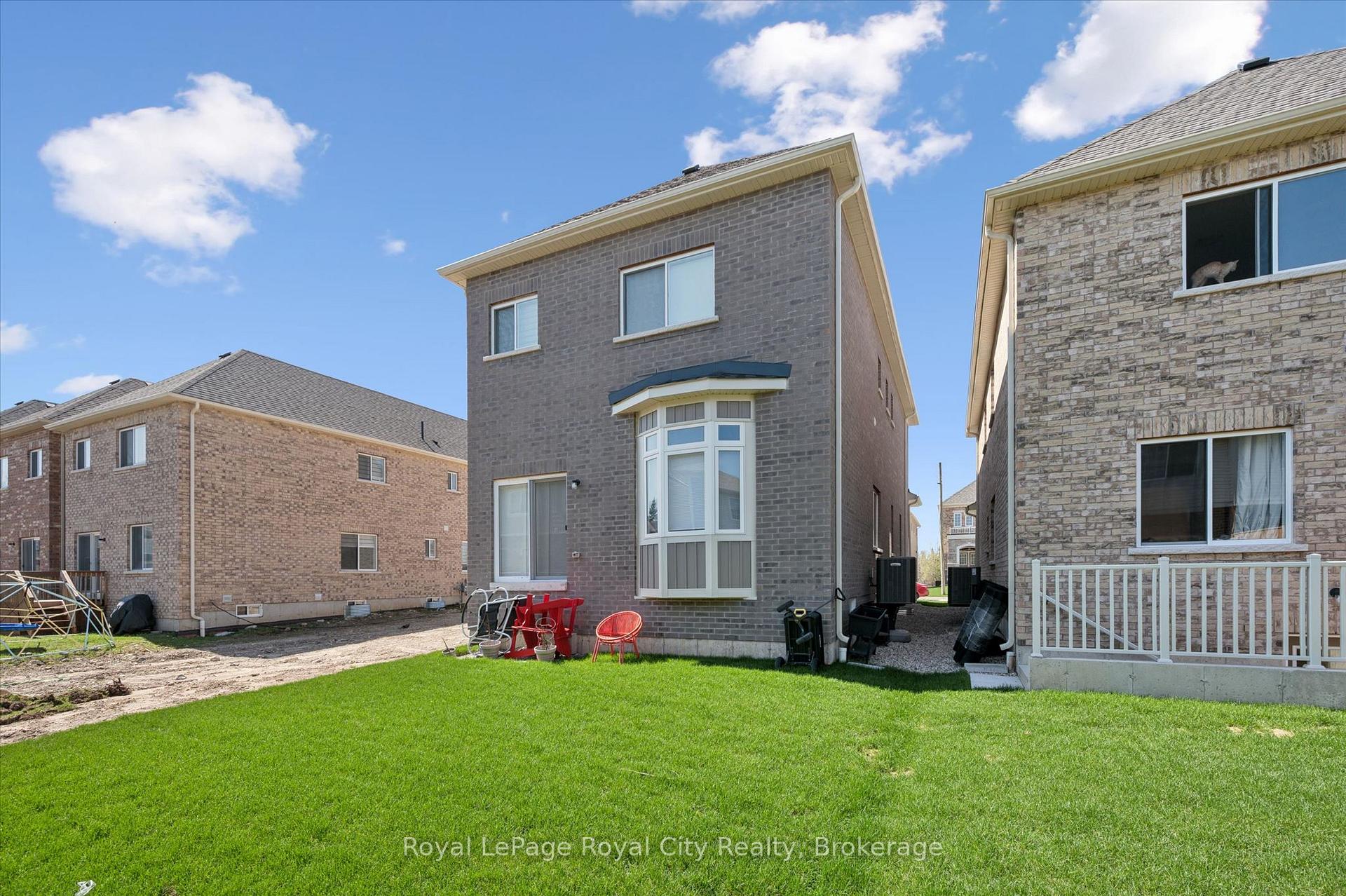 32 Hutchison Road