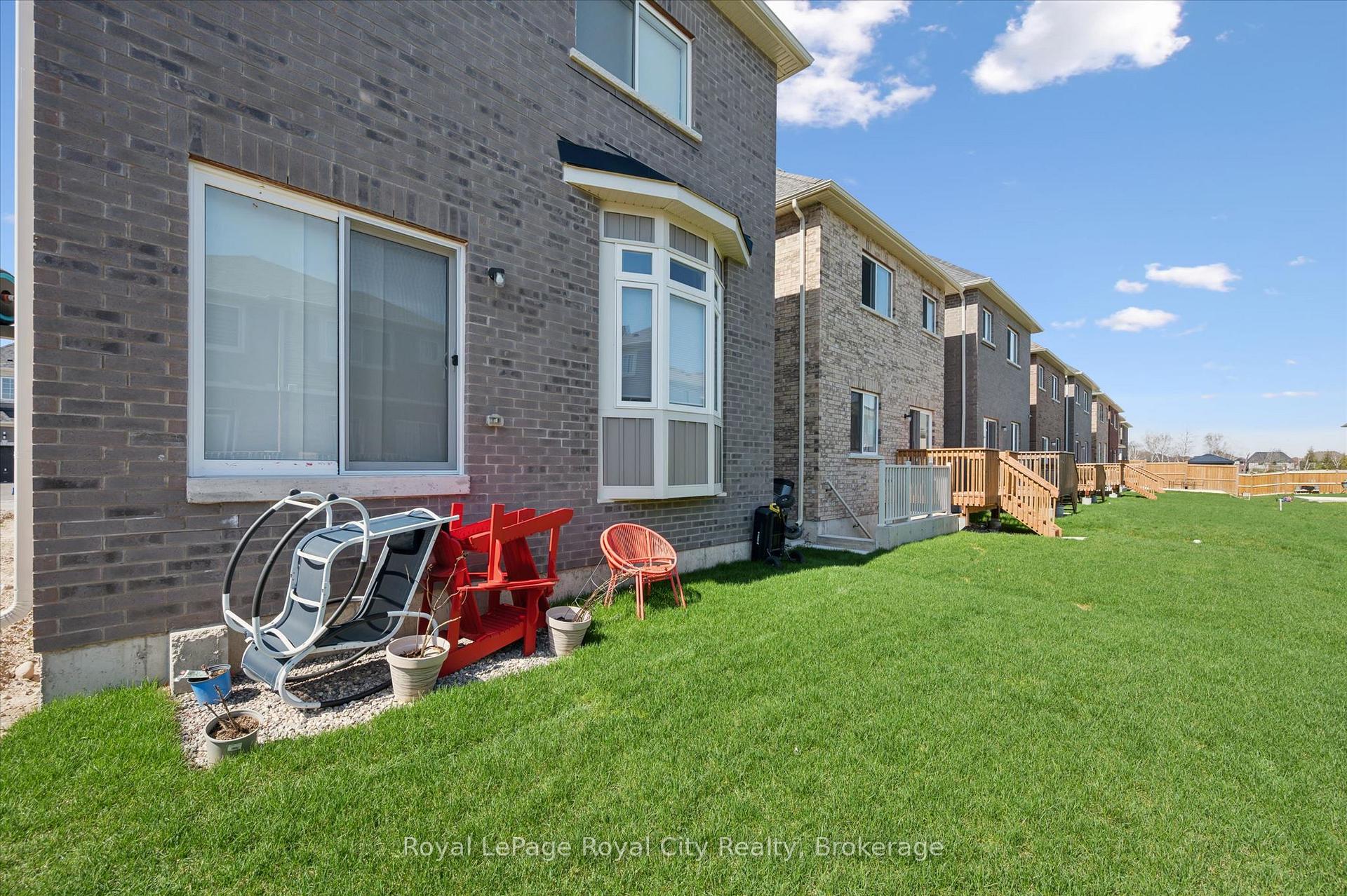 32 Hutchison Road