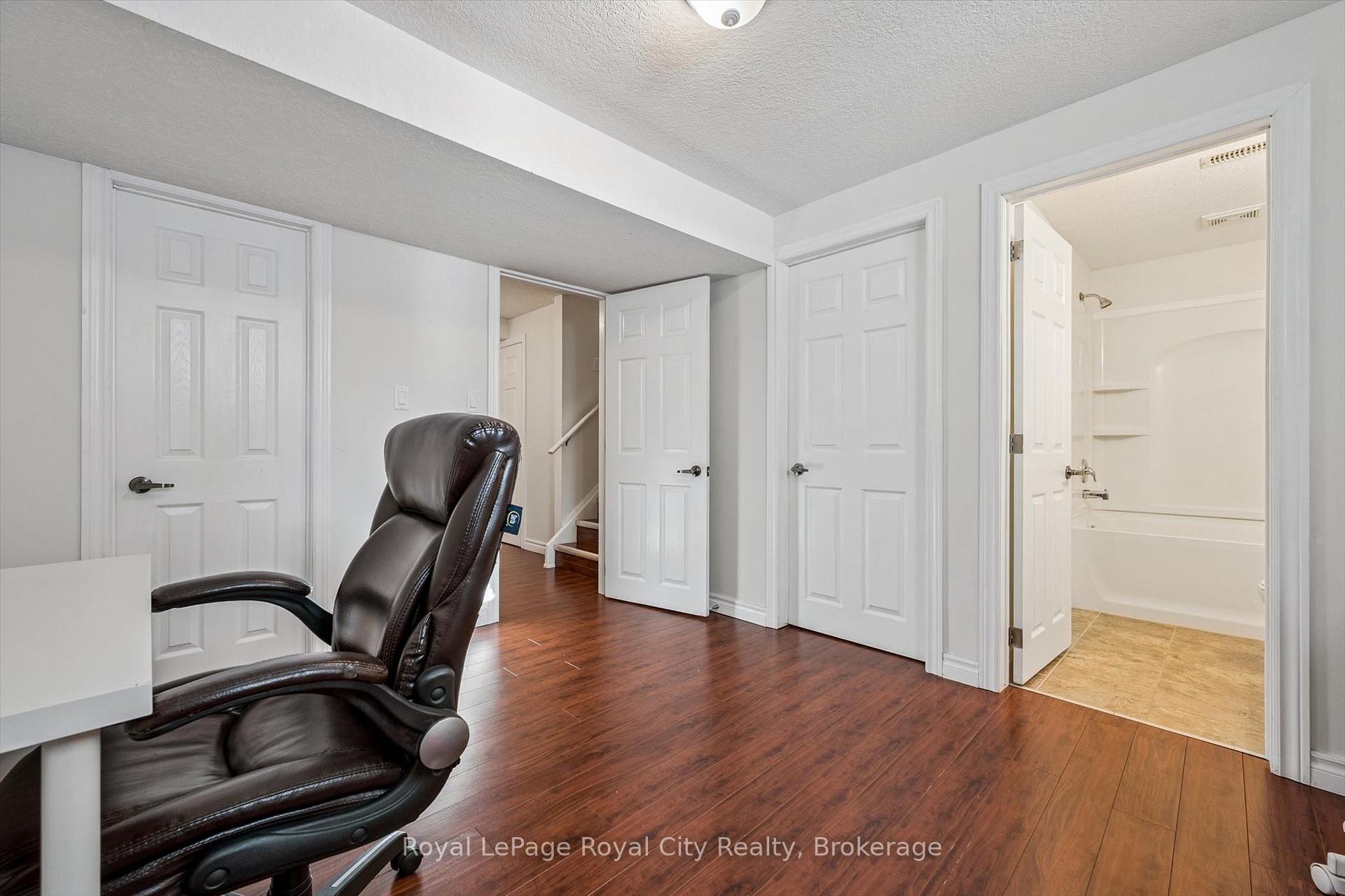 361 Arkell Road 6