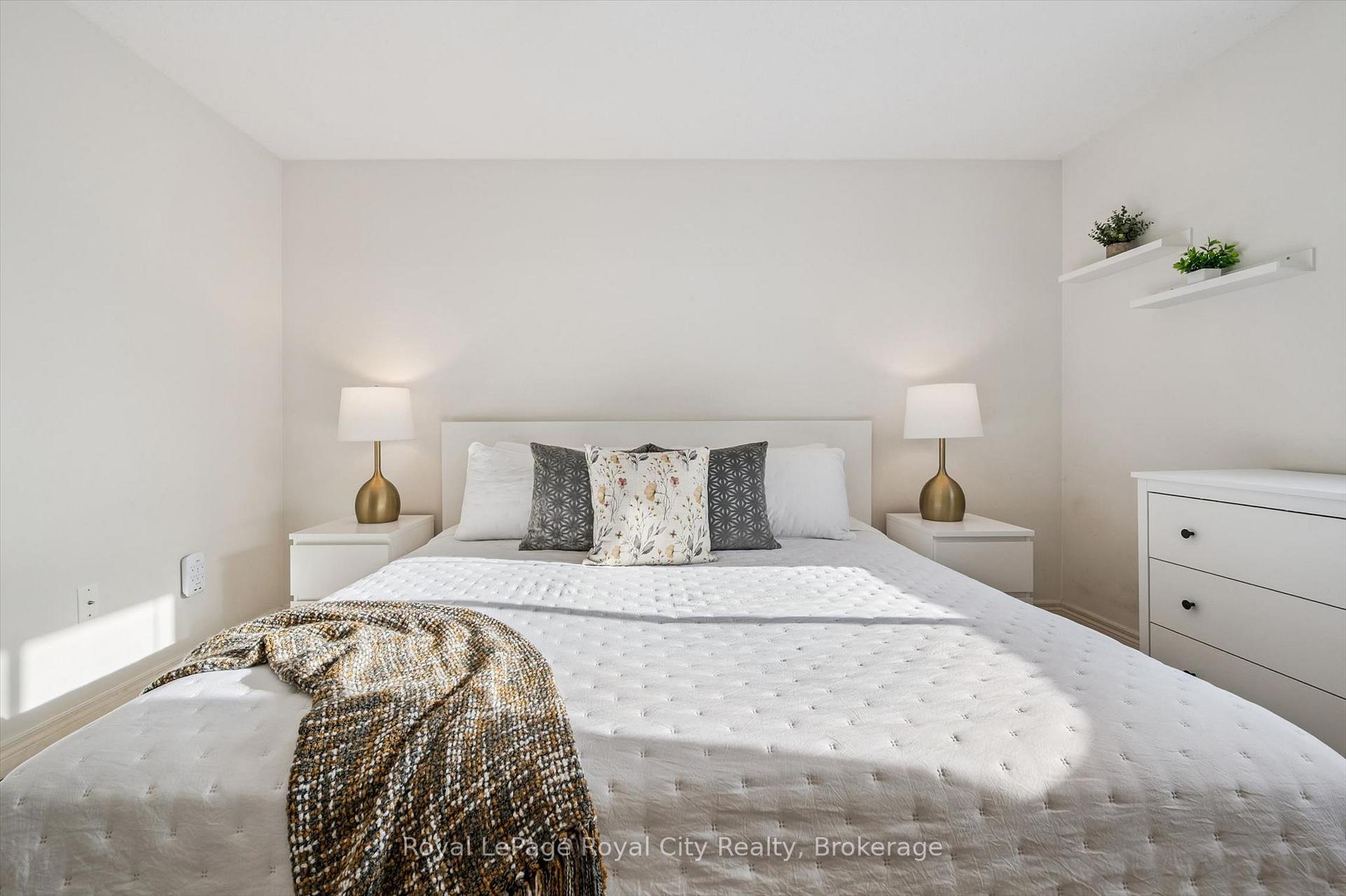 361 Arkell Road 6