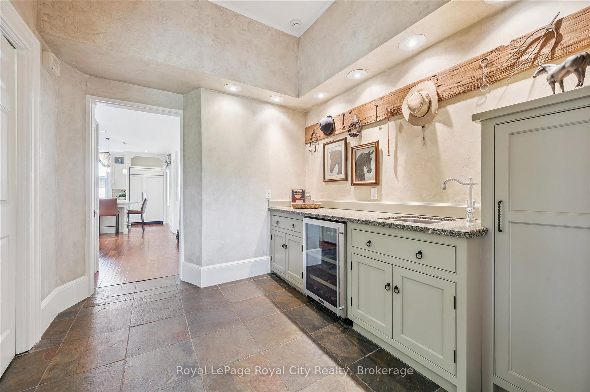 551 Campbellville Road