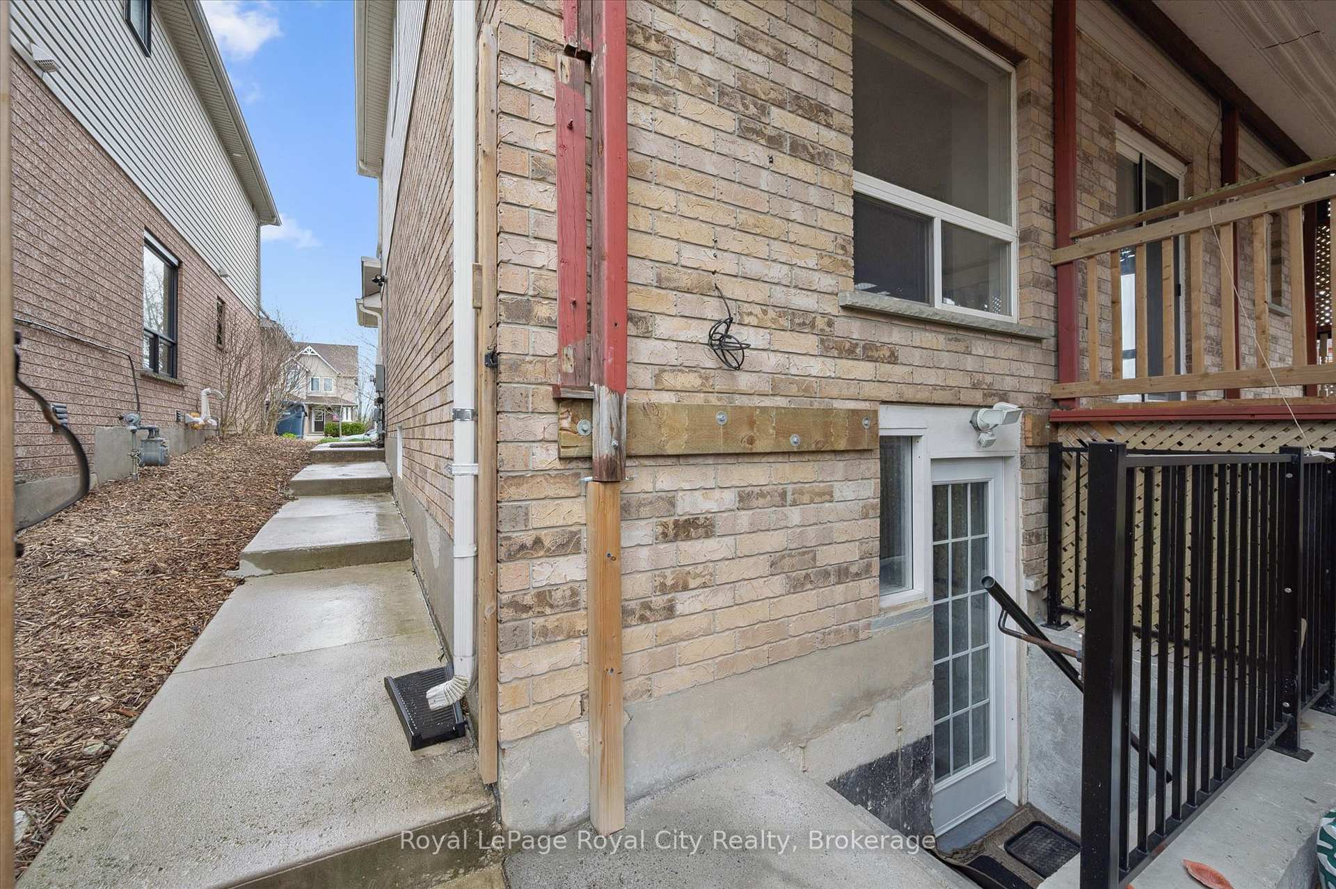 64 Milson Crescent