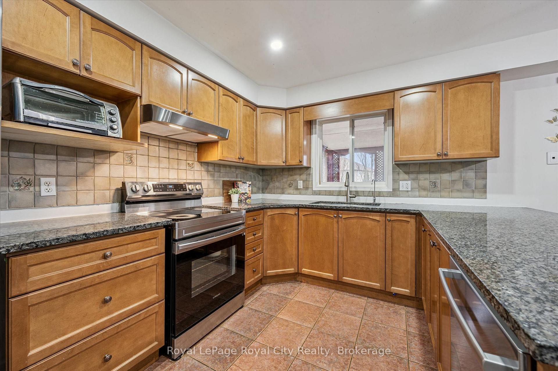 64 Milson Crescent