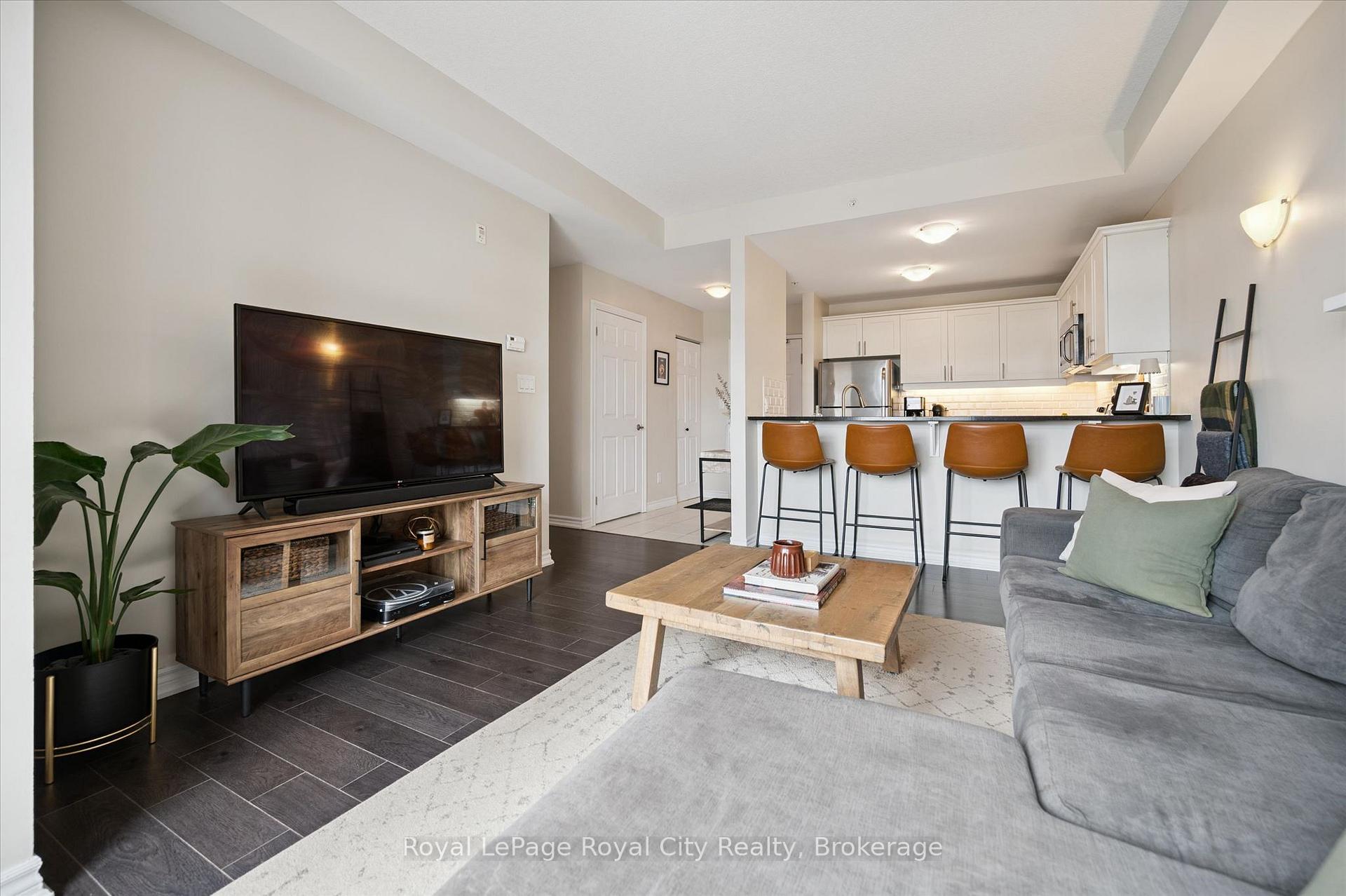 2 Colonial Drive 403