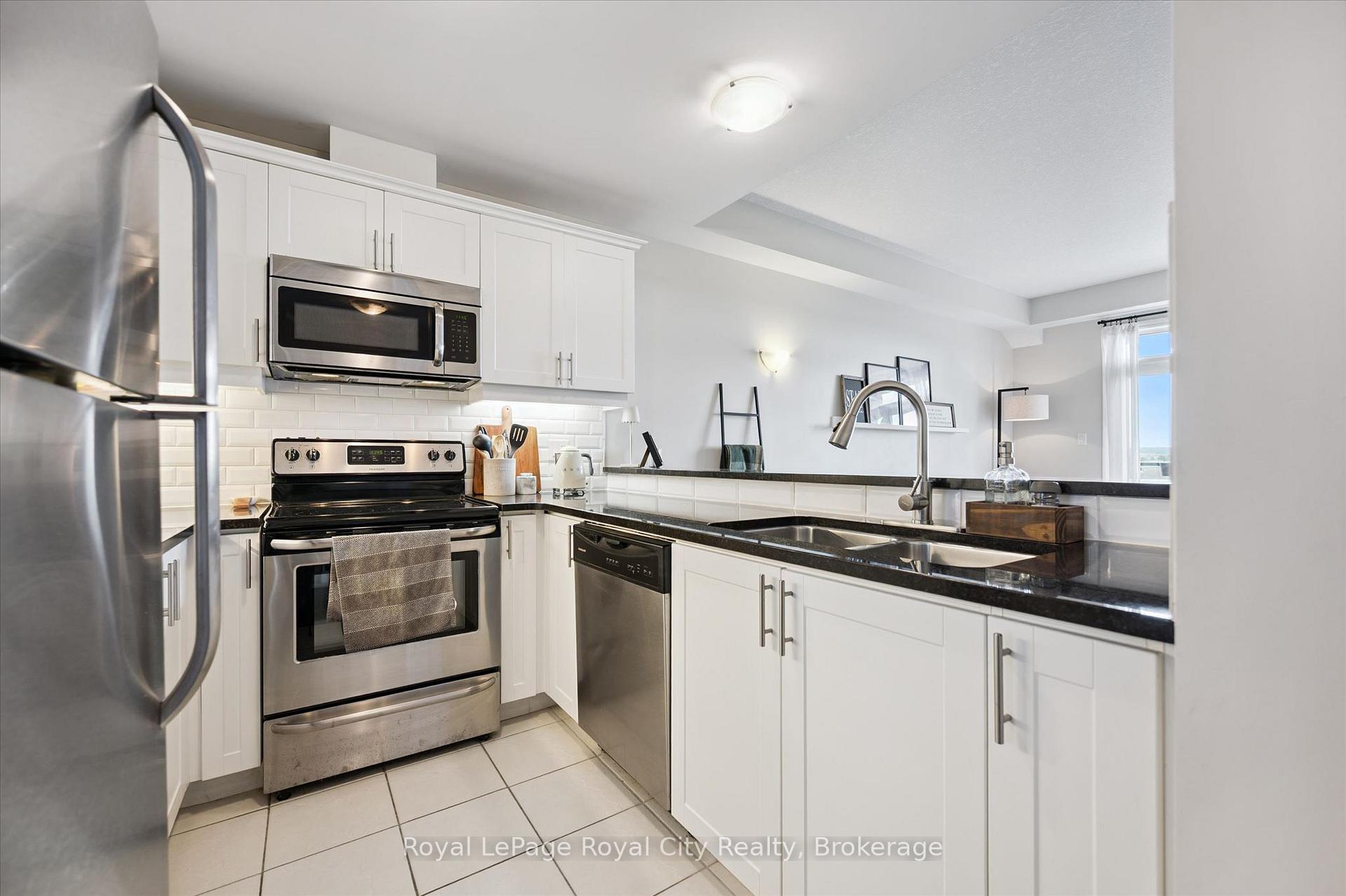 2 Colonial Drive 403