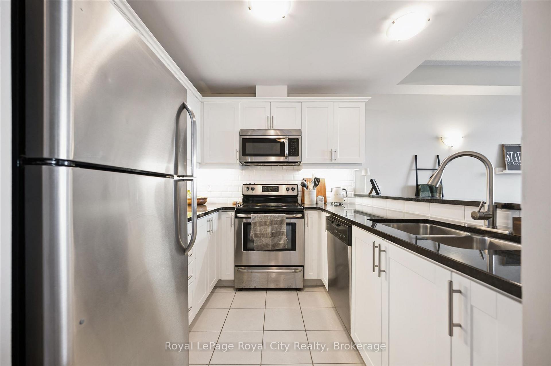 2 Colonial Drive 403