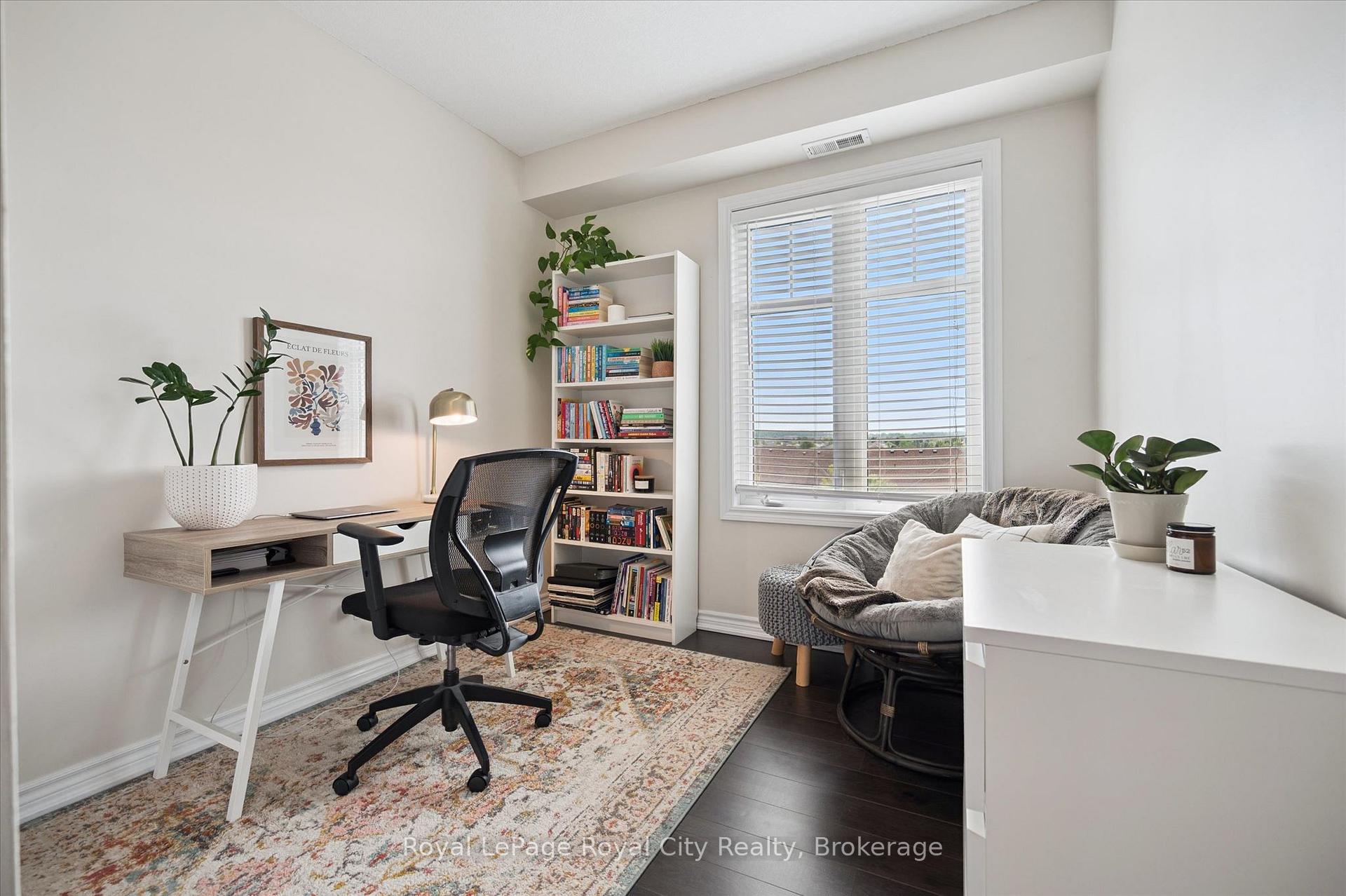 2 Colonial Drive 403