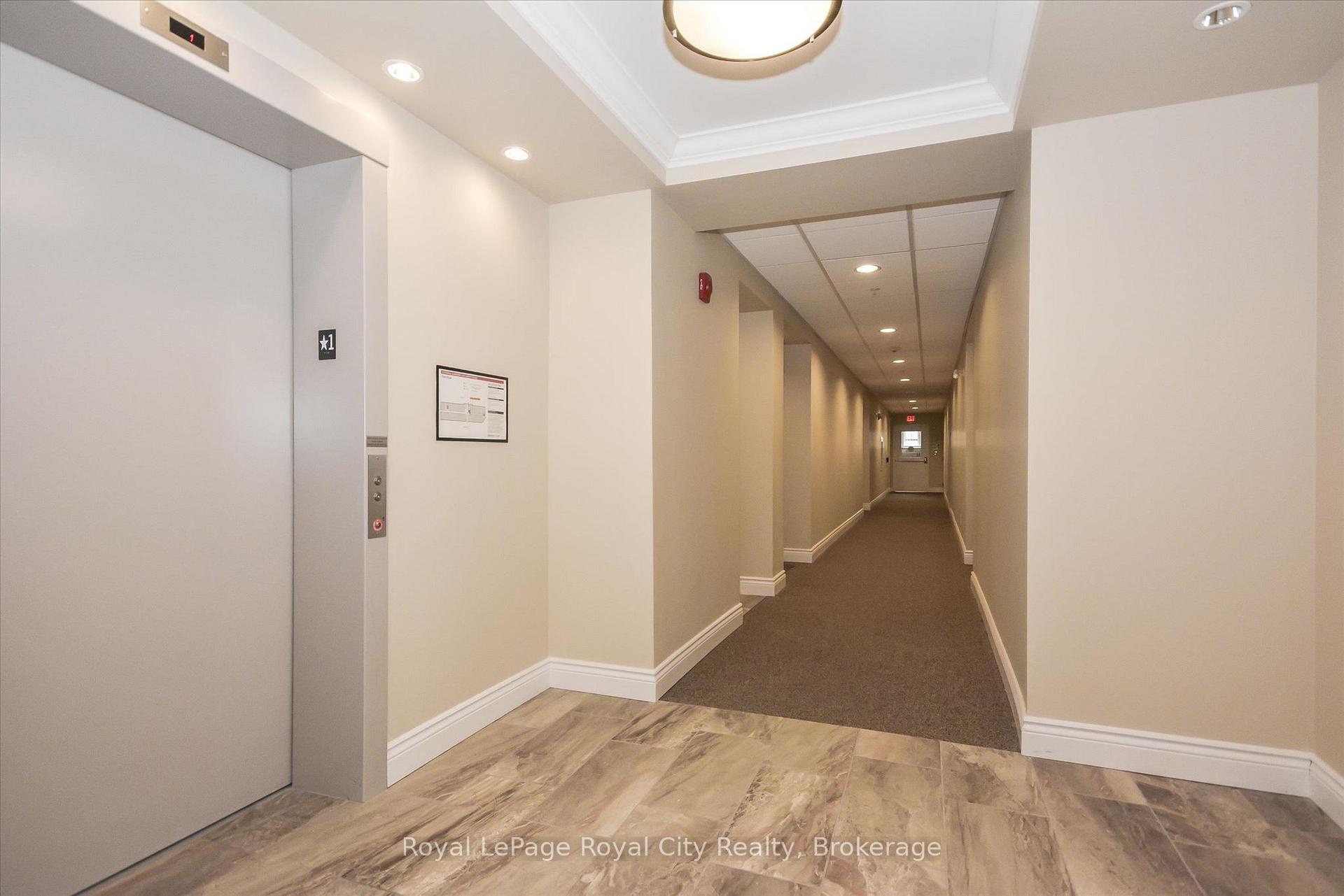 2 Colonial Drive 403