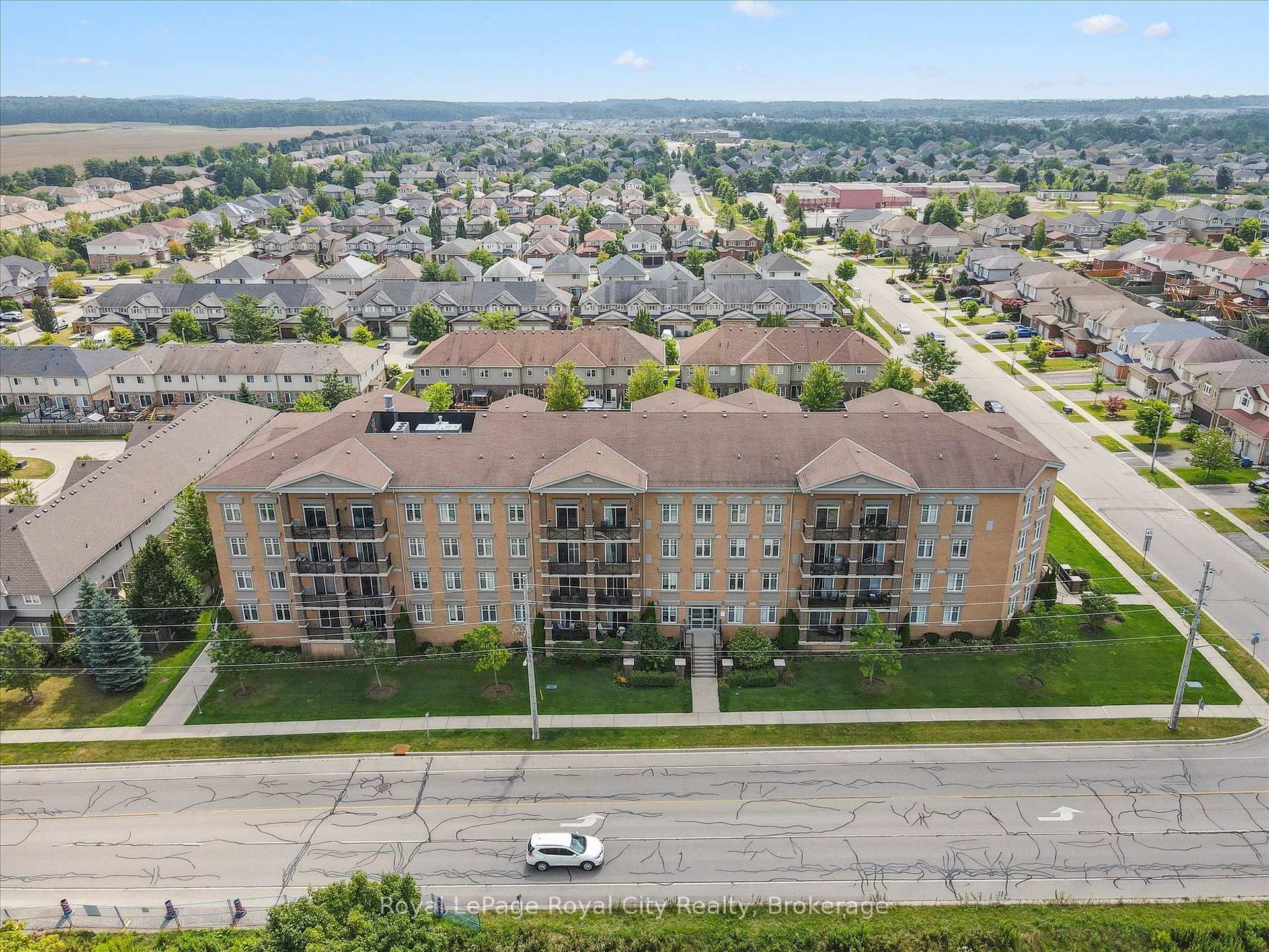 2 Colonial Drive 403