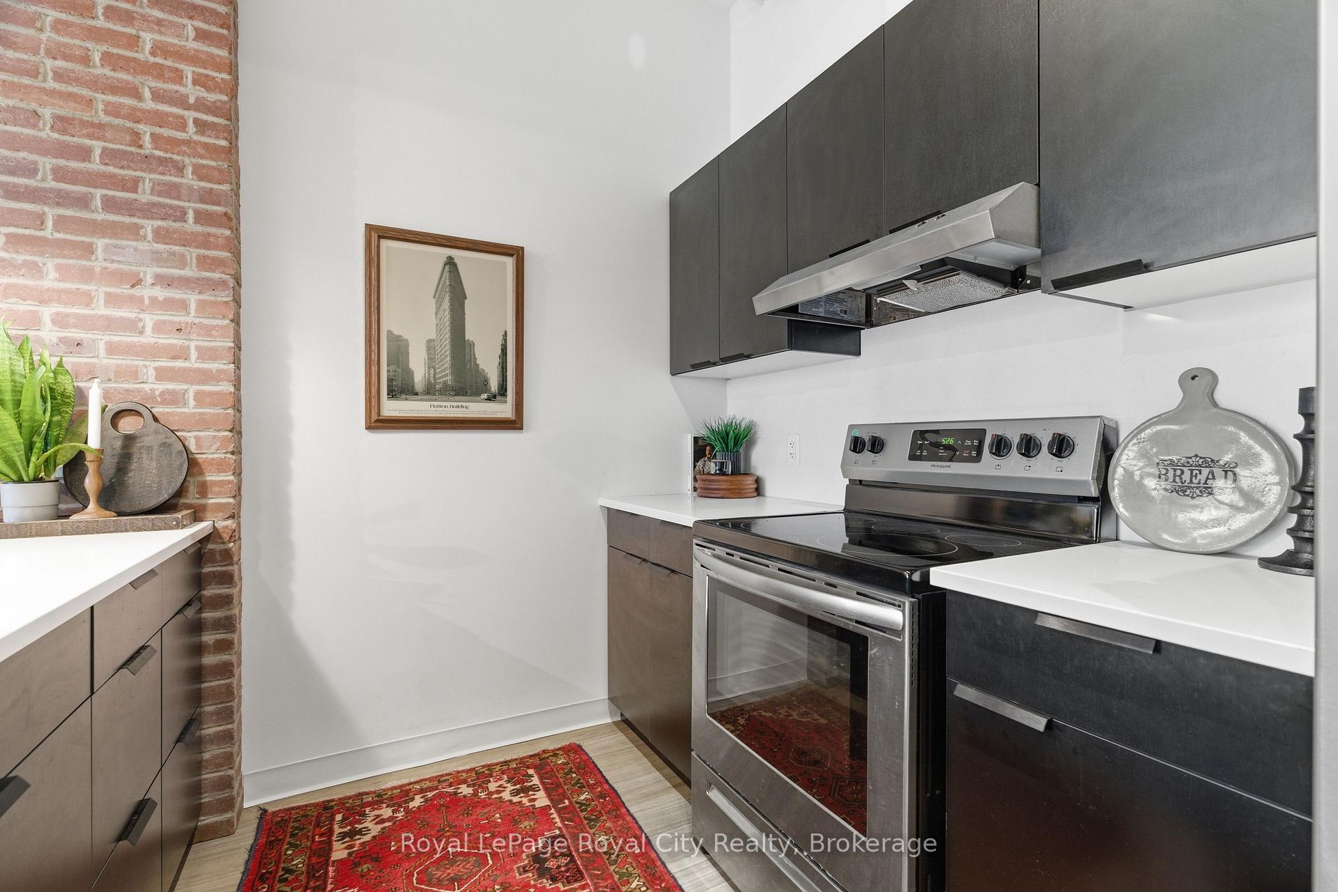 120 Huron Street 112