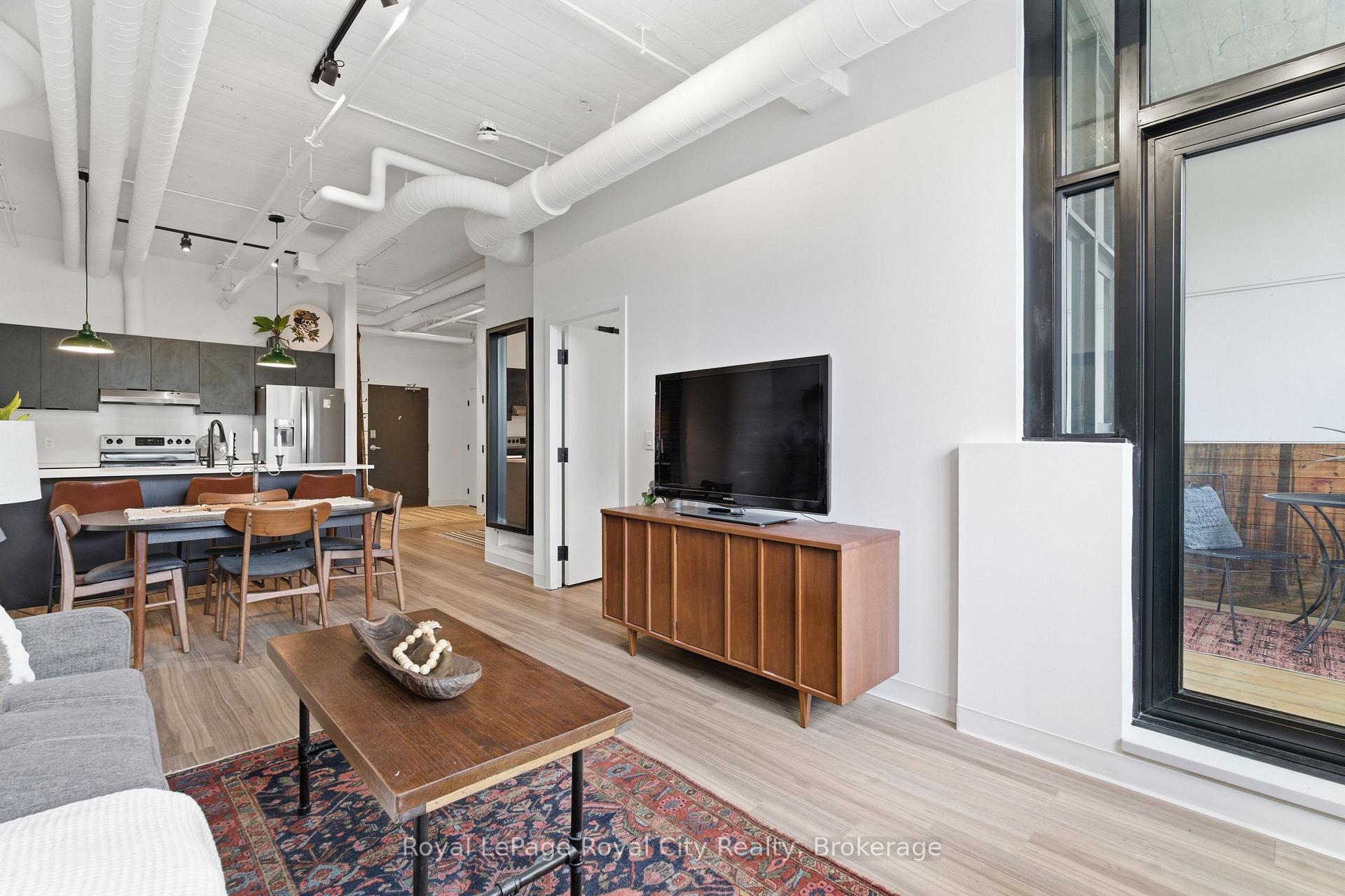 120 Huron Street 112