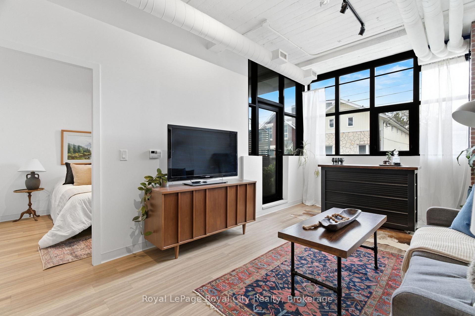 120 Huron Street 112