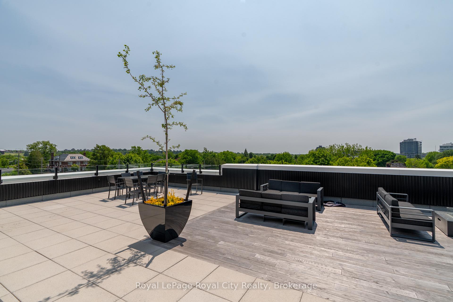 120 Huron Street 112