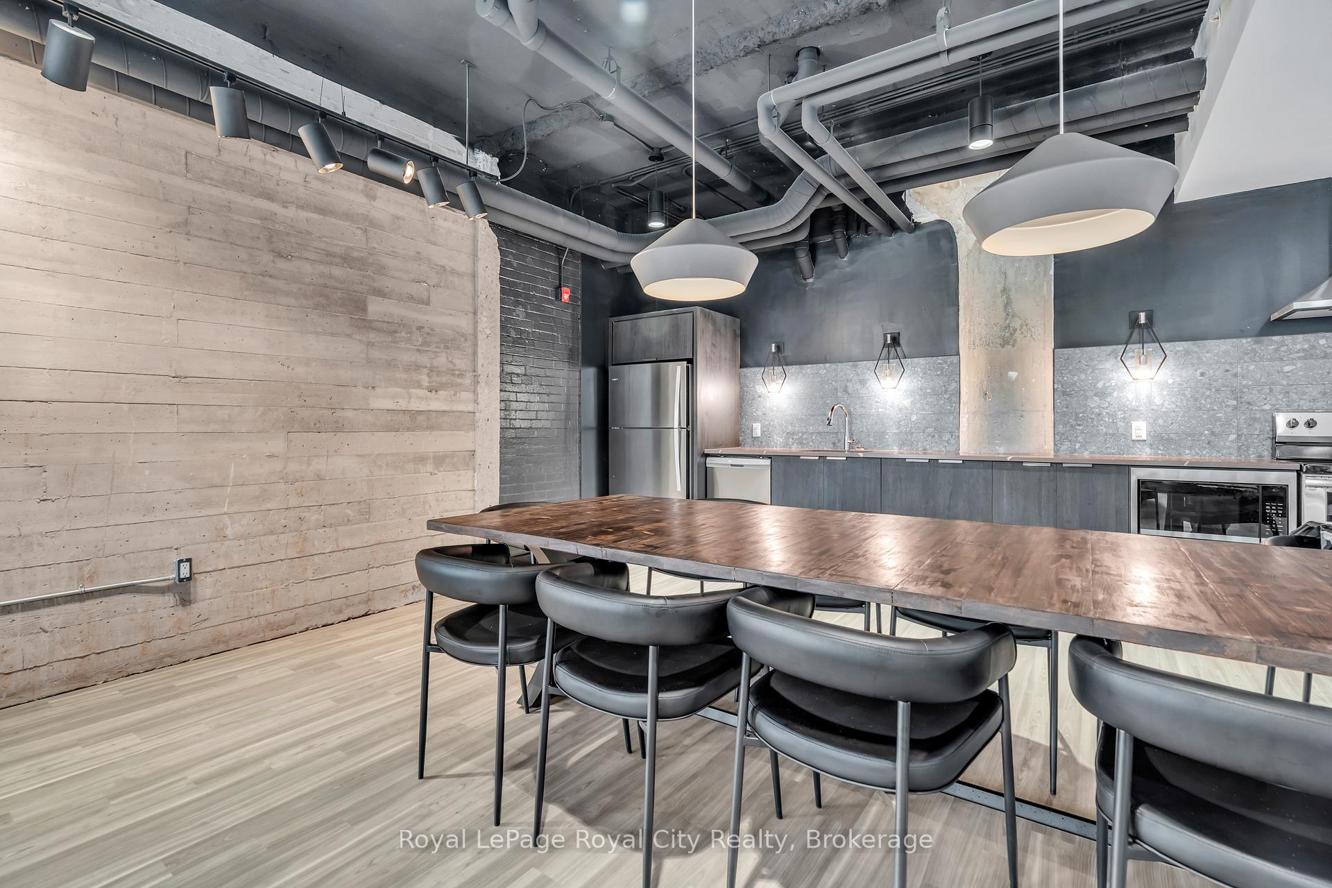 120 Huron Street 112