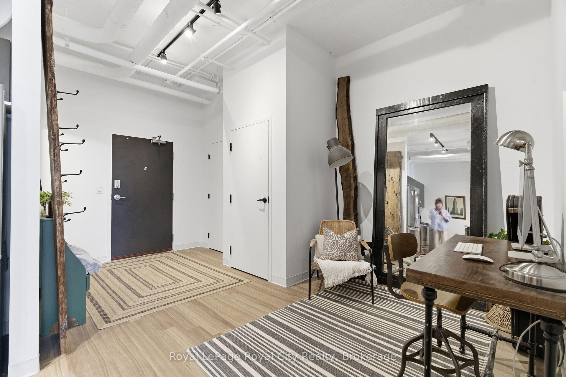 120 Huron Street 112