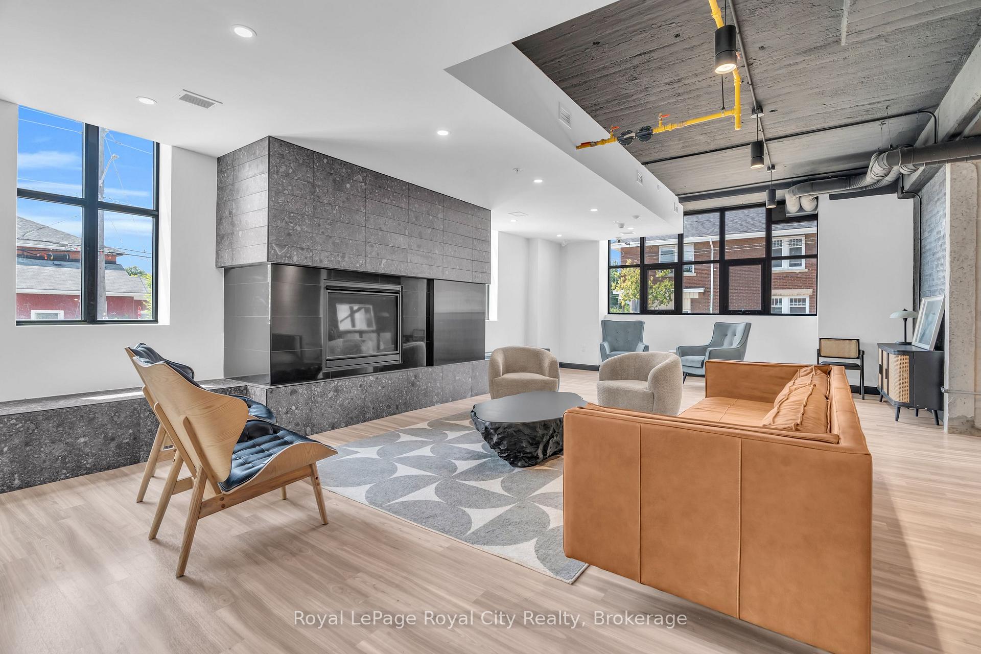 120 Huron Street 112