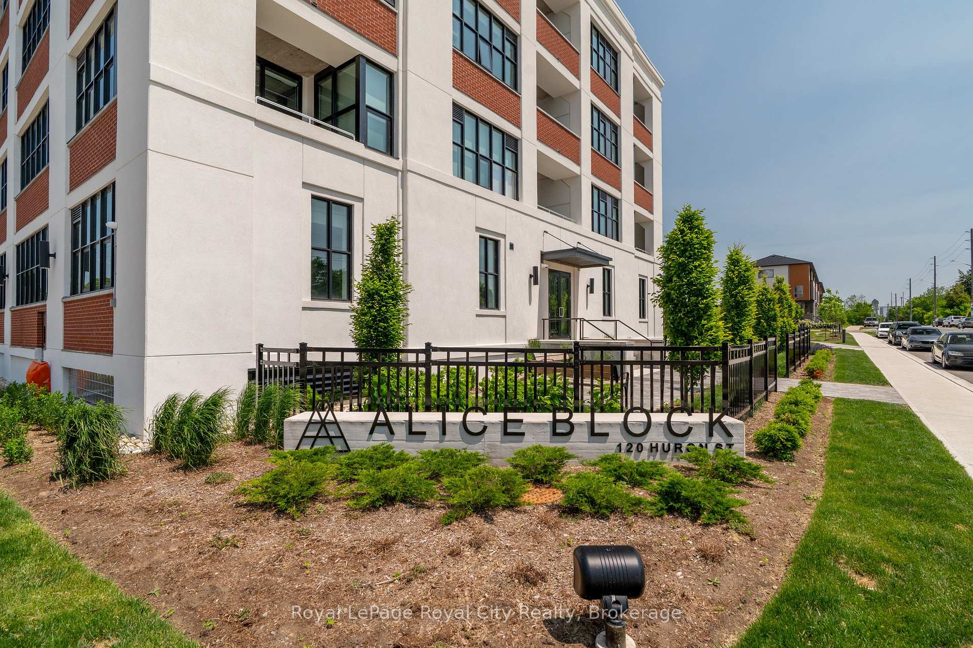120 Huron Street 112