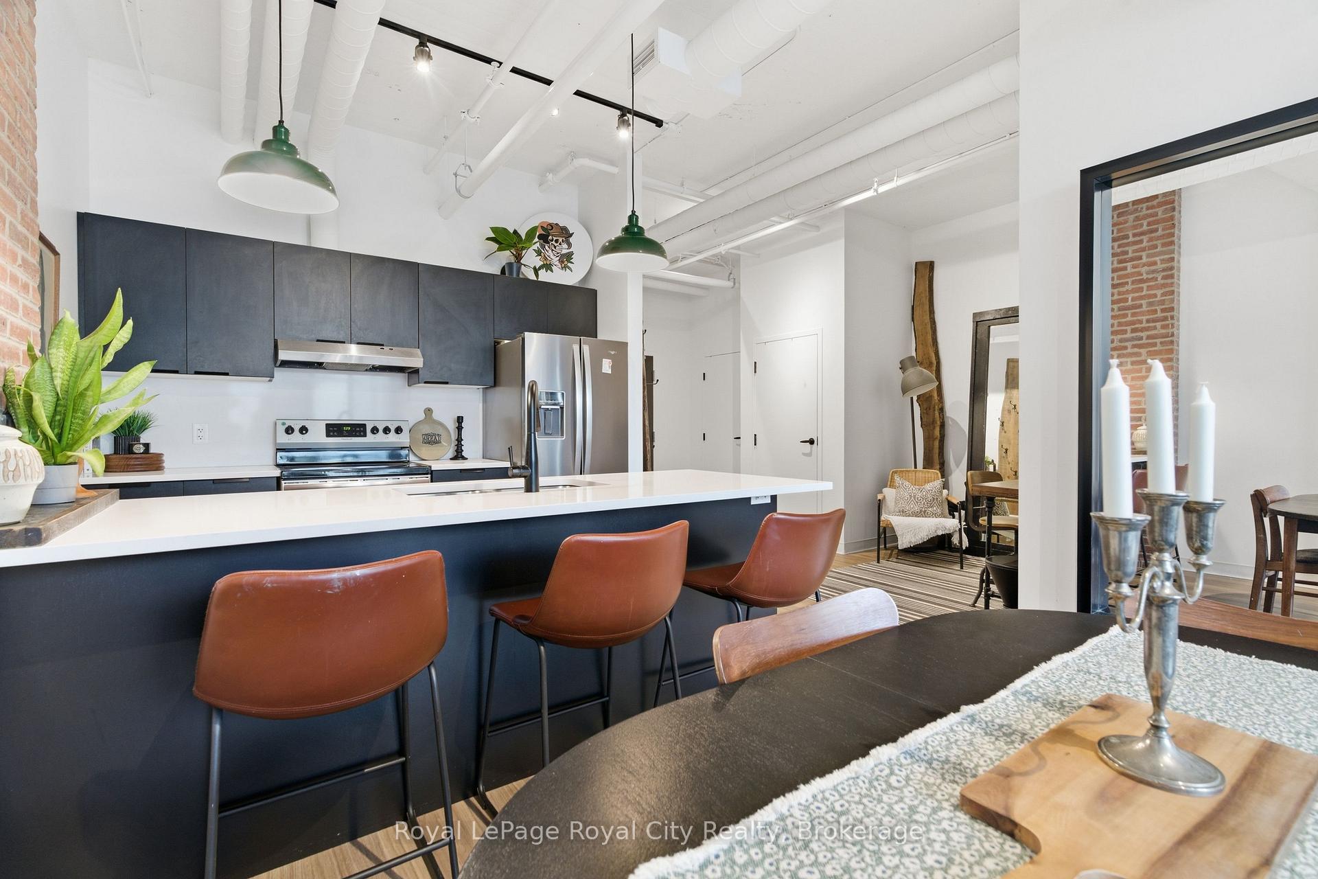 120 Huron Street 112