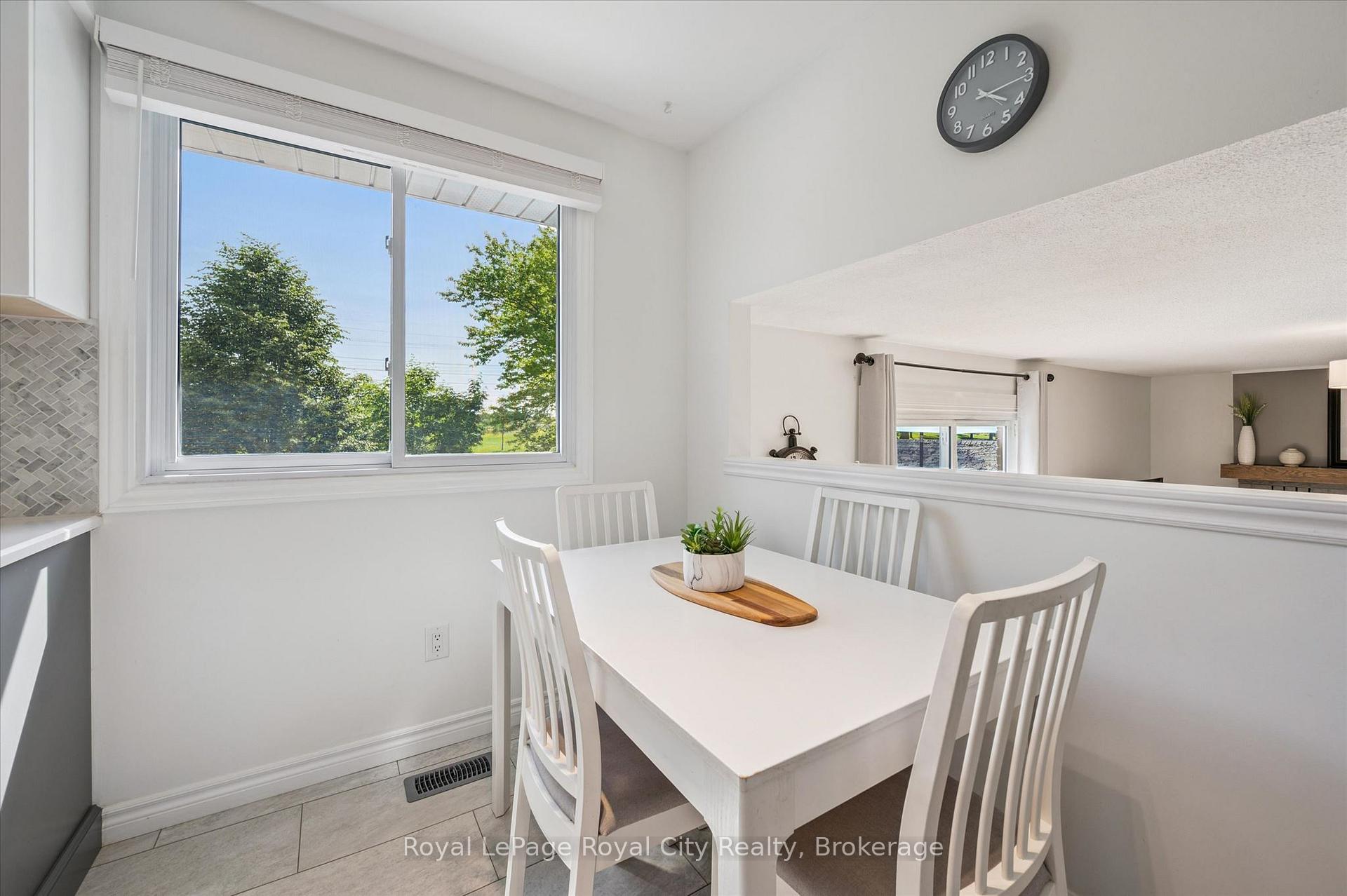 38 Shadybrook Crescent