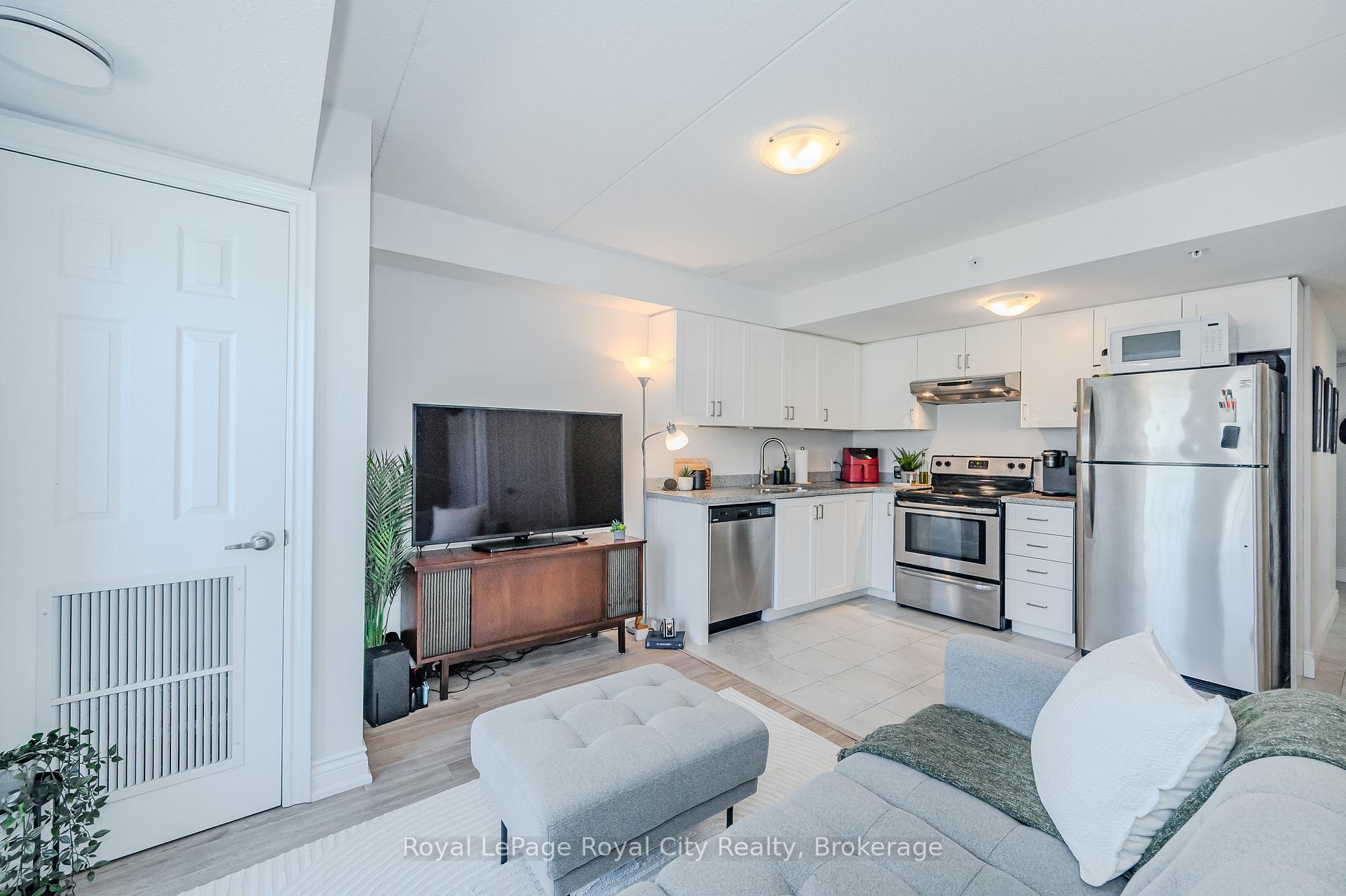 64 FREDERICK Drive 304