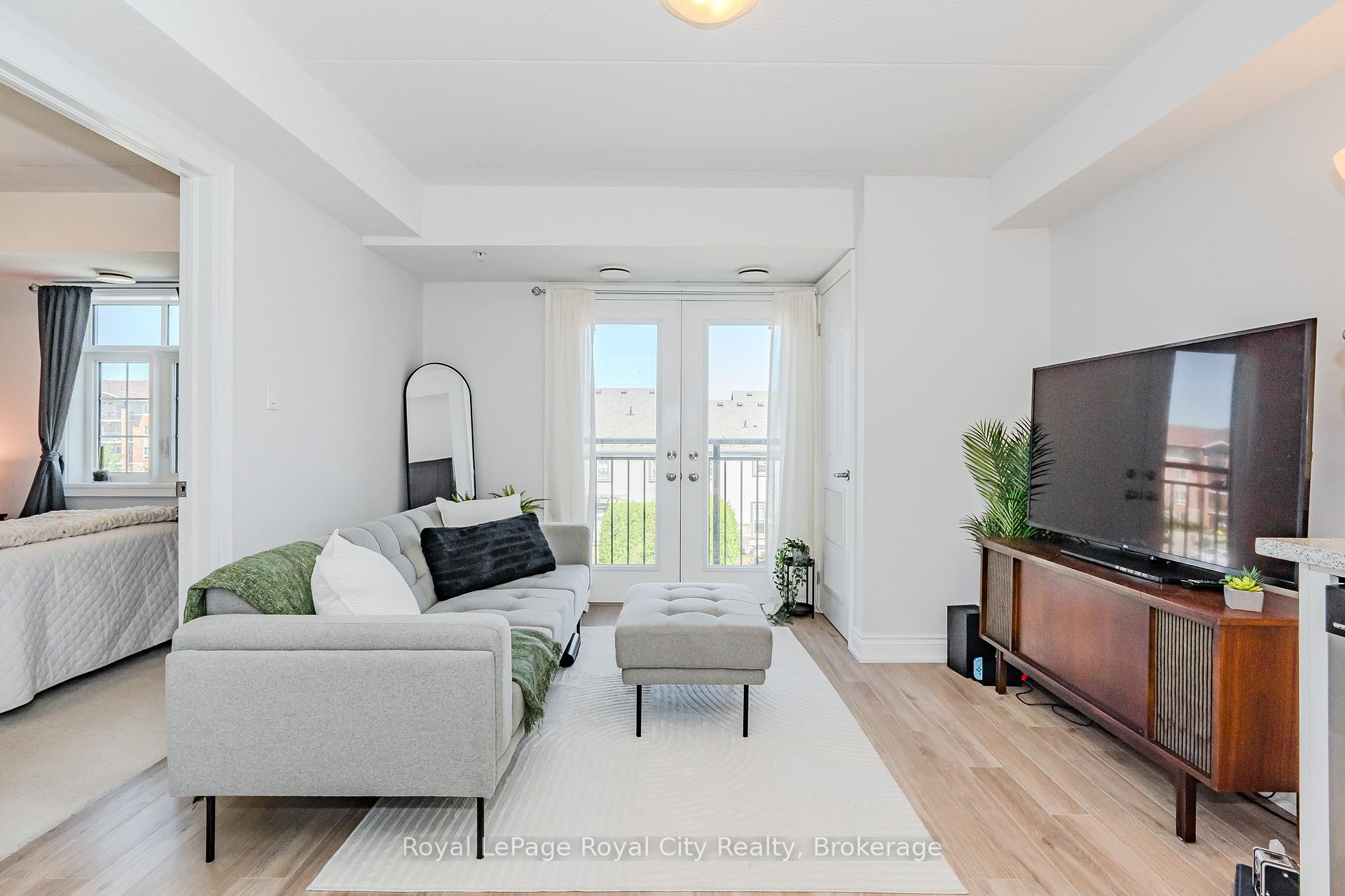 64 FREDERICK Drive 304