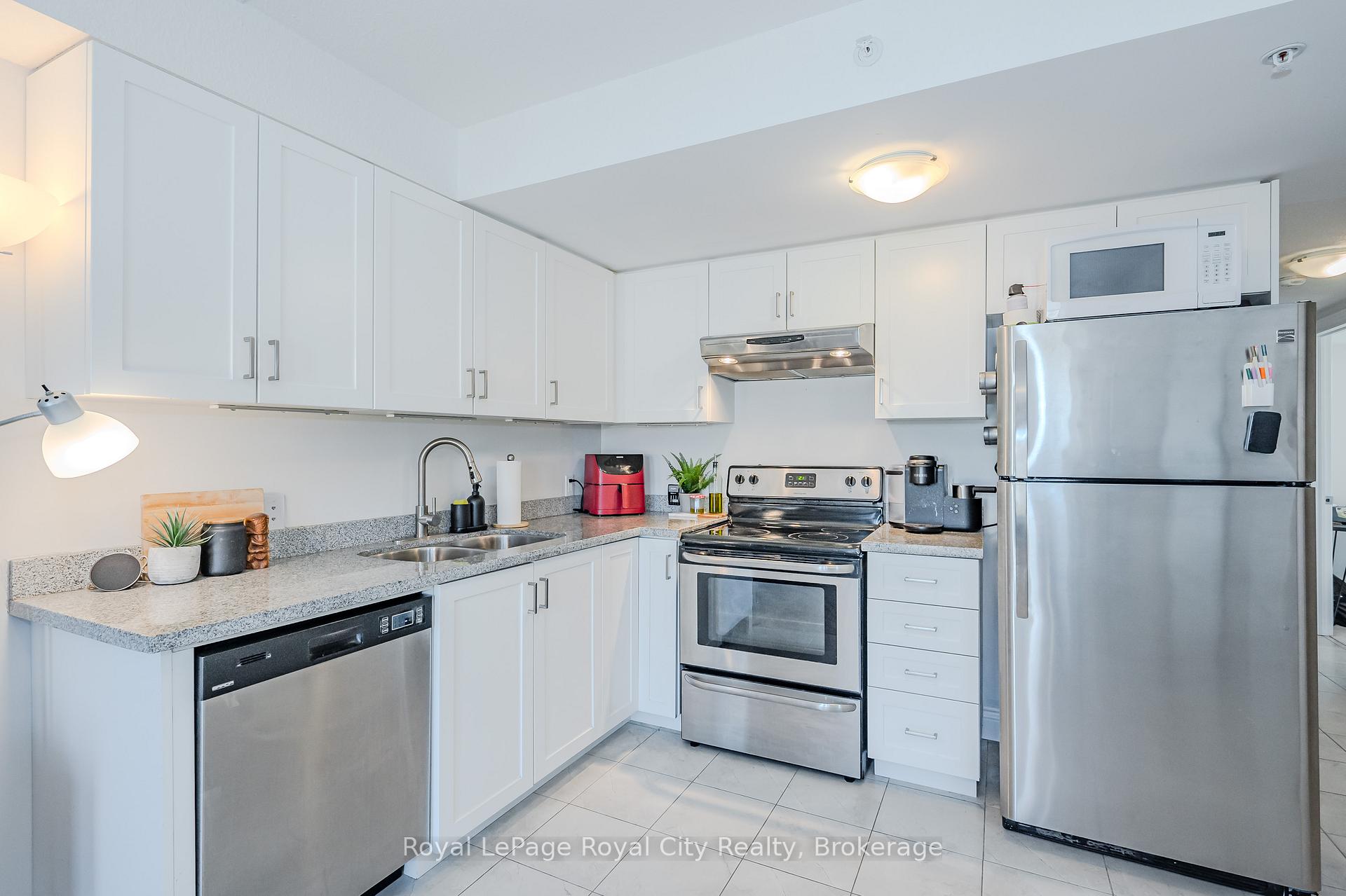 64 FREDERICK Drive 304