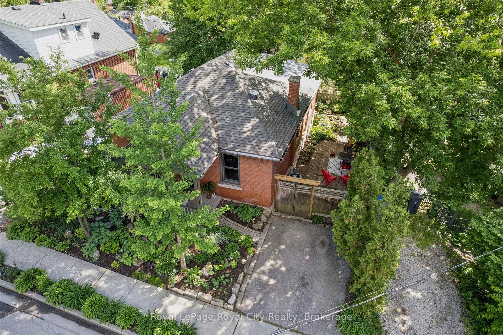 164 King Street