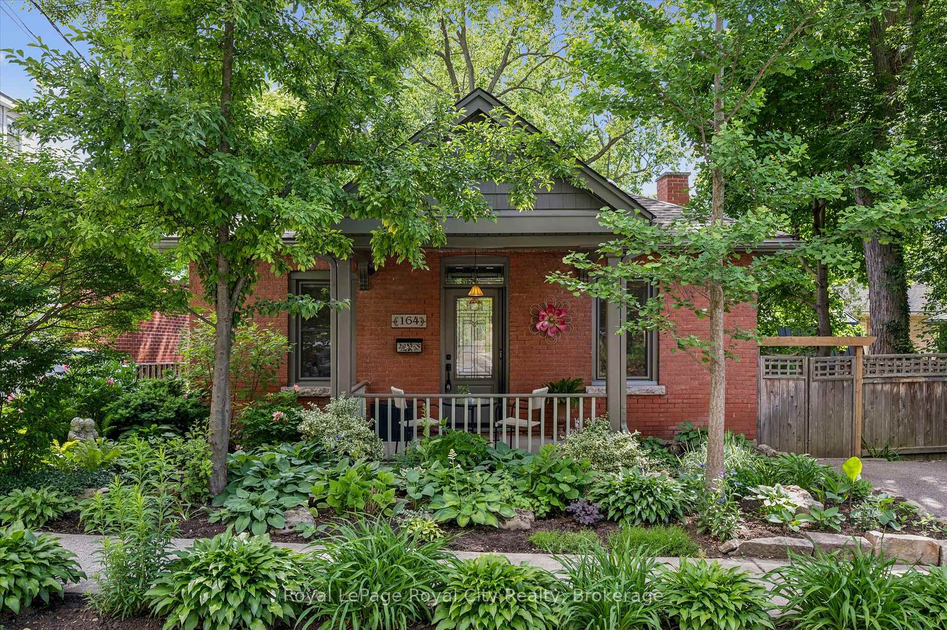 164 King Street