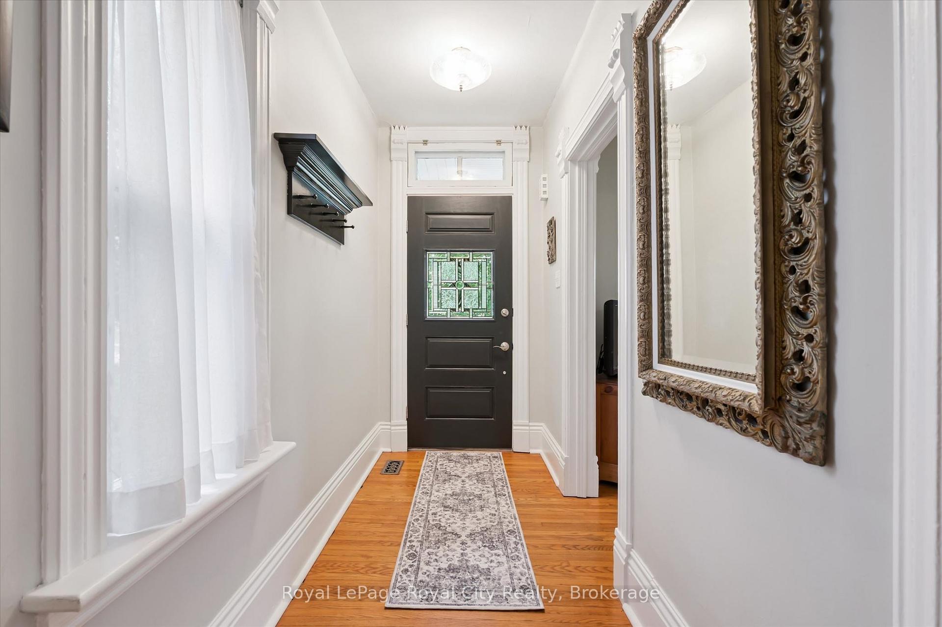 265 Waterloo Avenue
