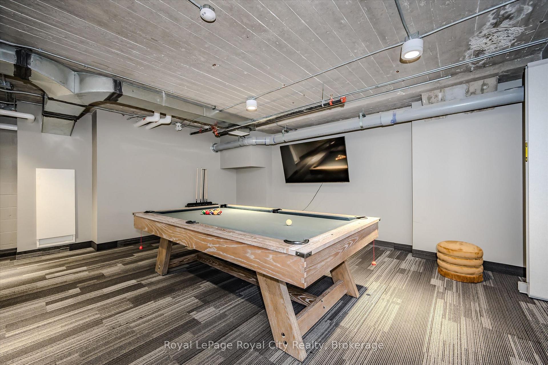 120 Huron Street 115