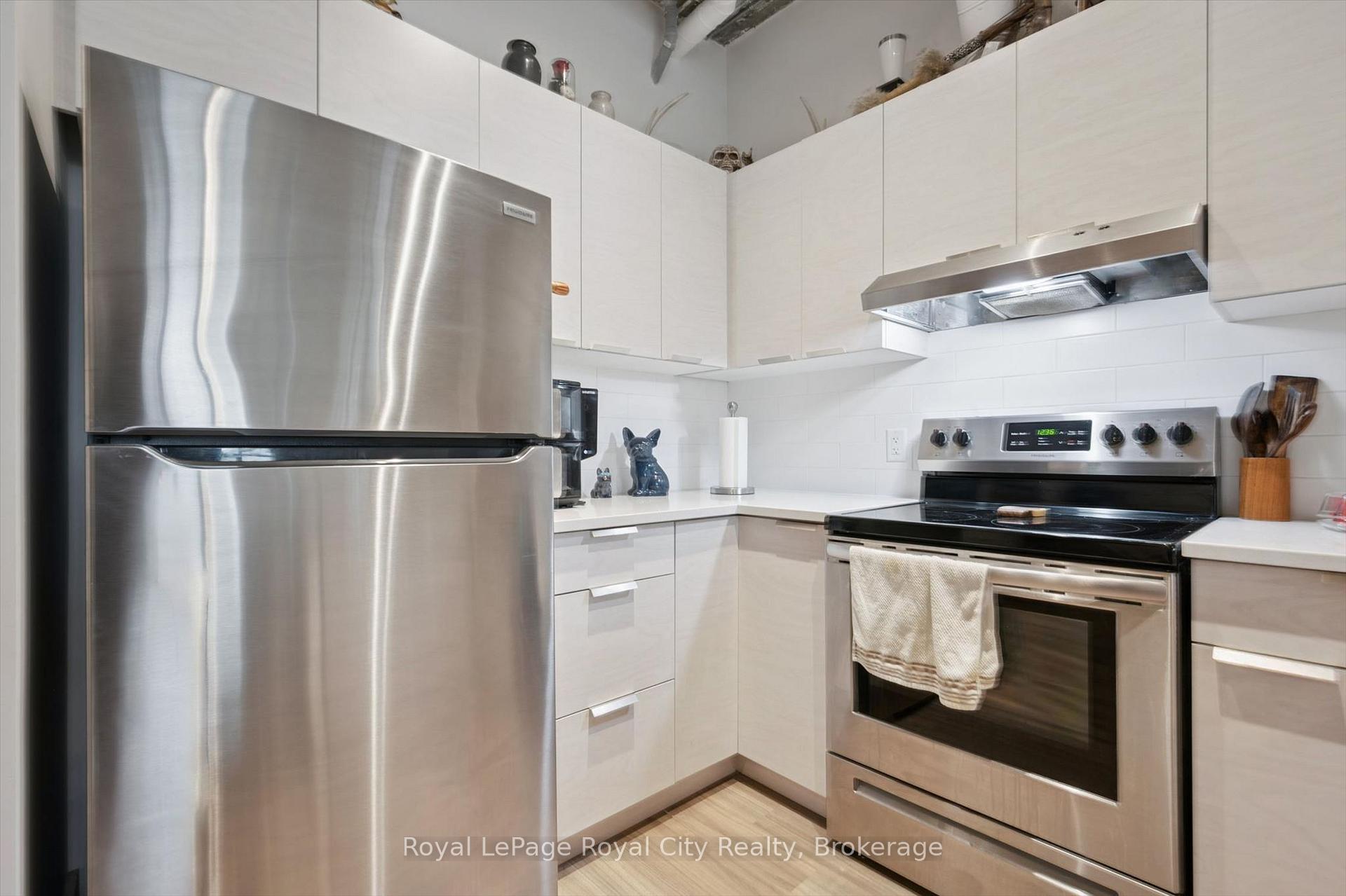120 Huron Street 115
