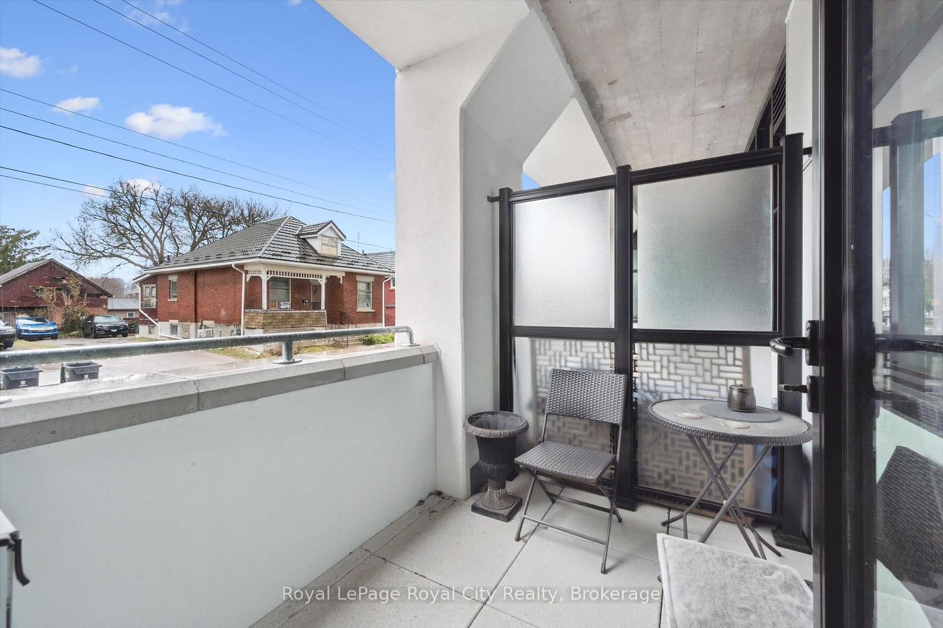 120 Huron Street 115