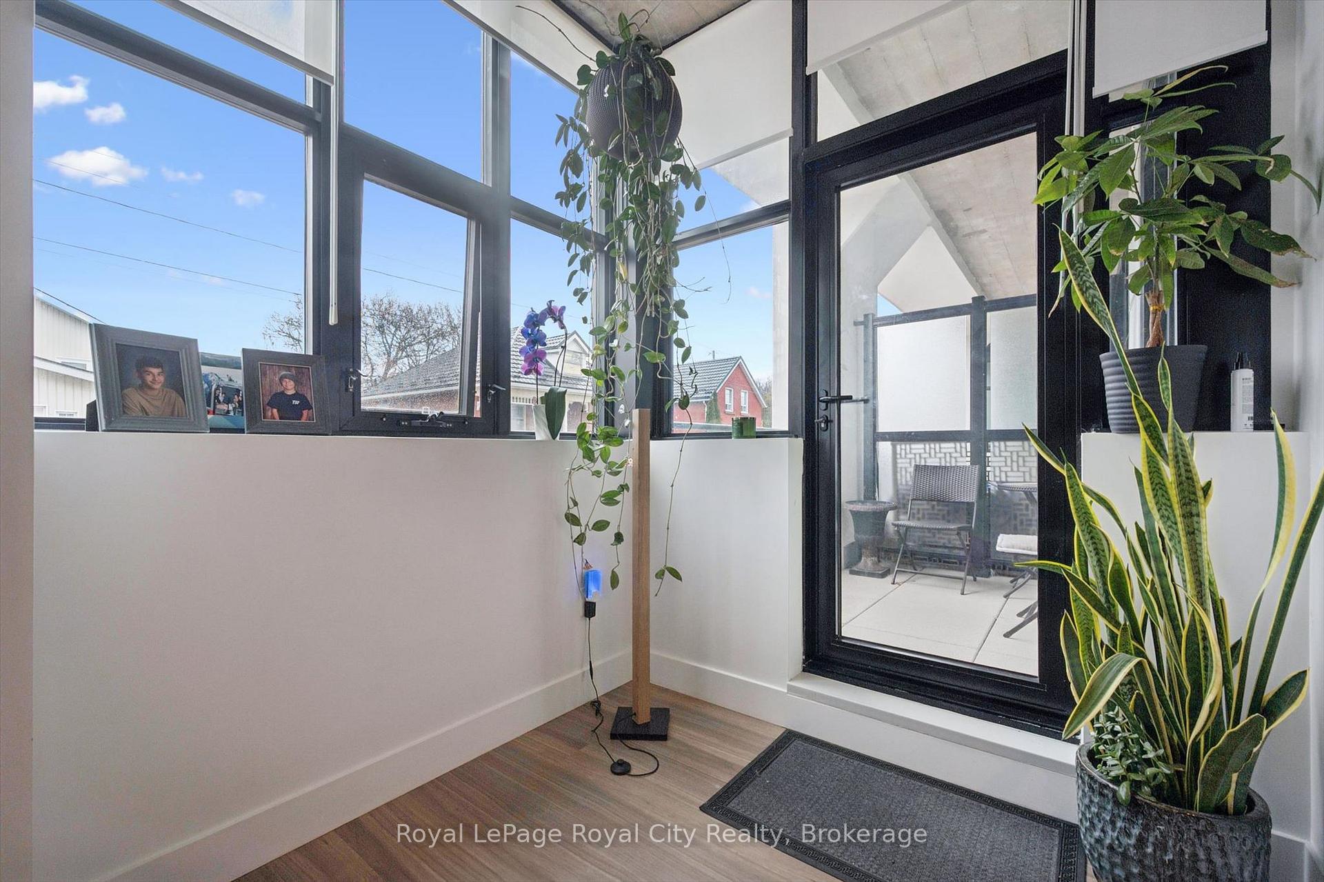 120 Huron Street 115
