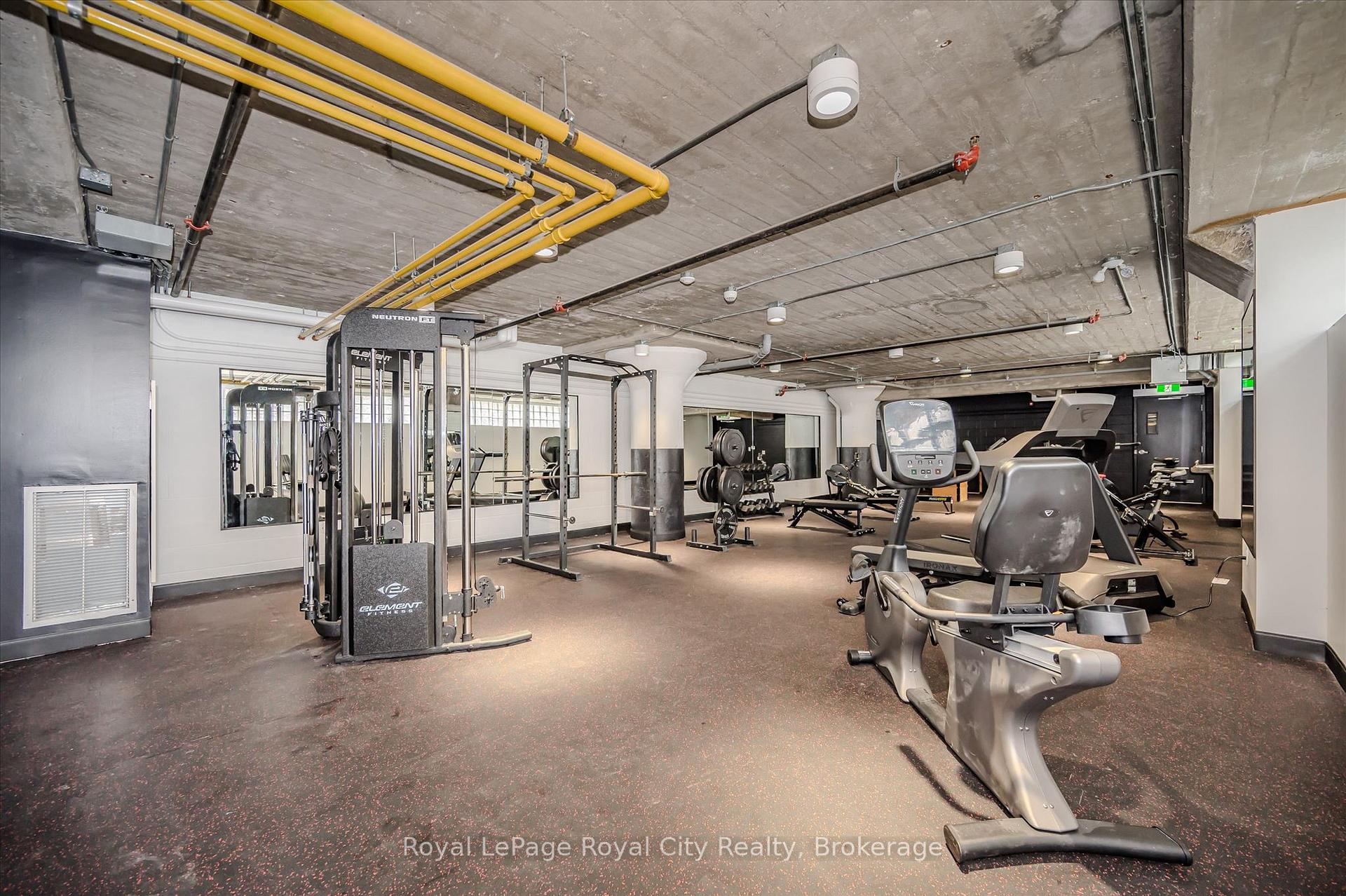120 Huron Street 115