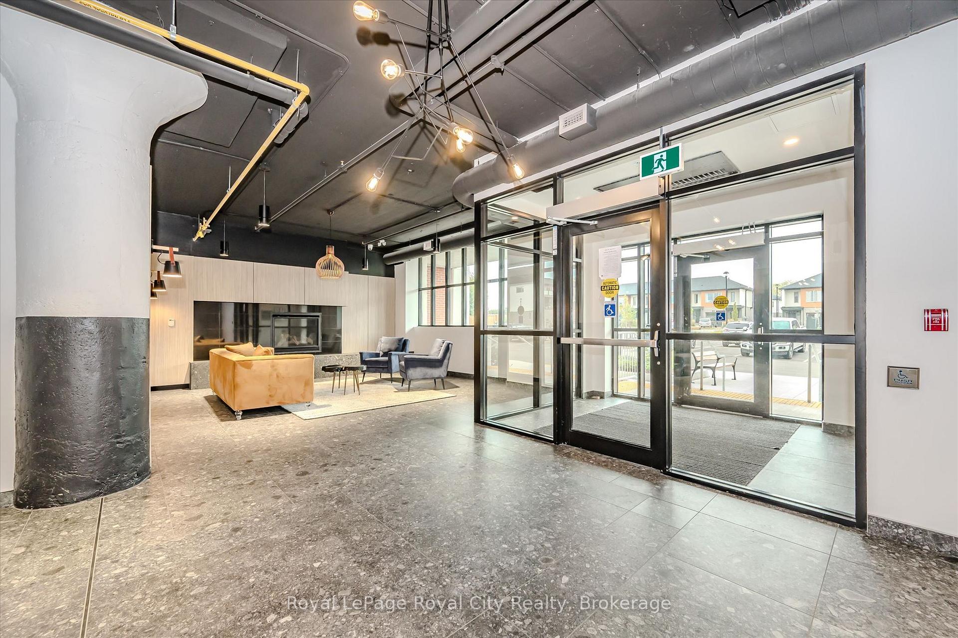 120 Huron Street 115