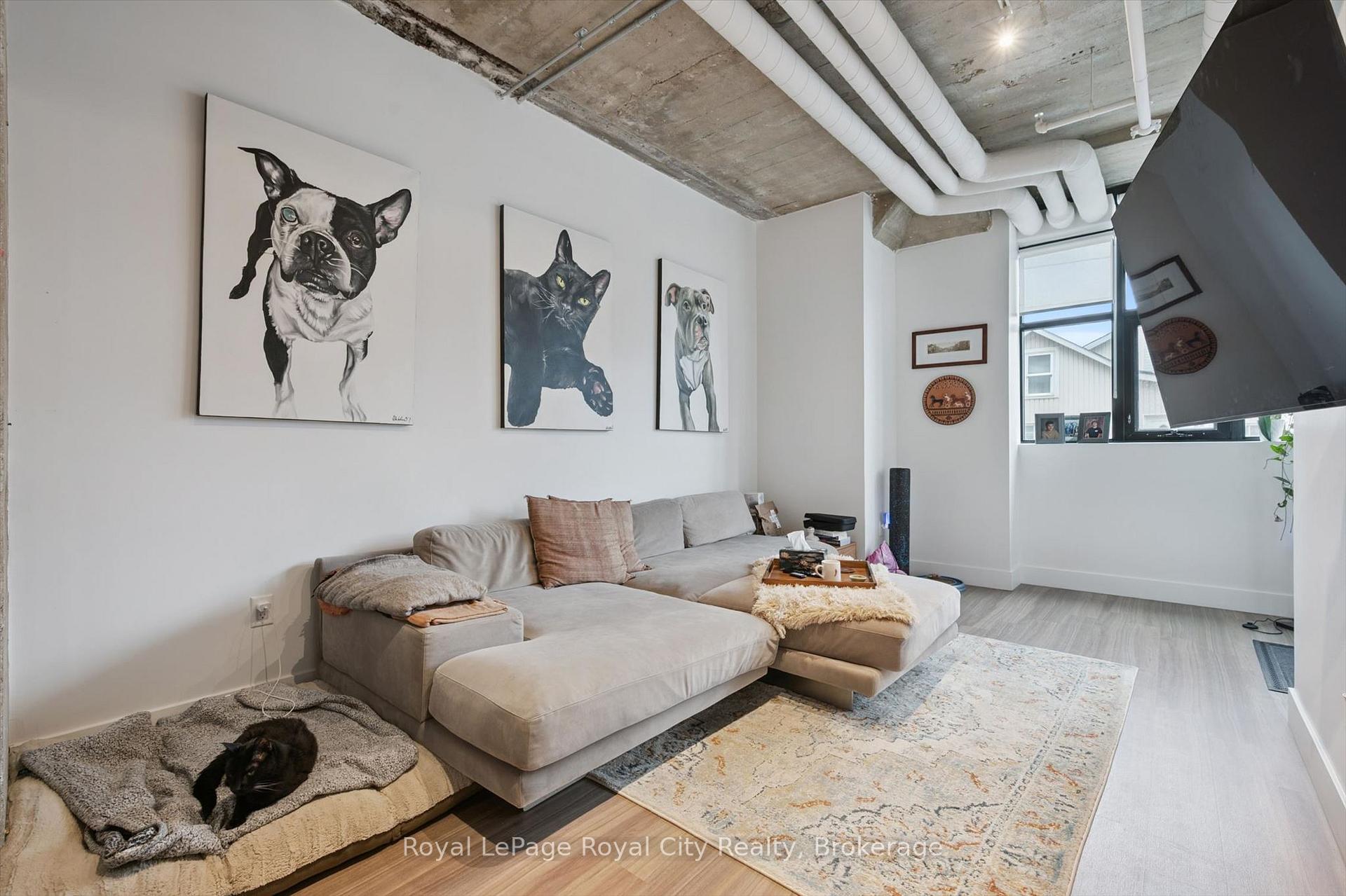 120 Huron Street 115