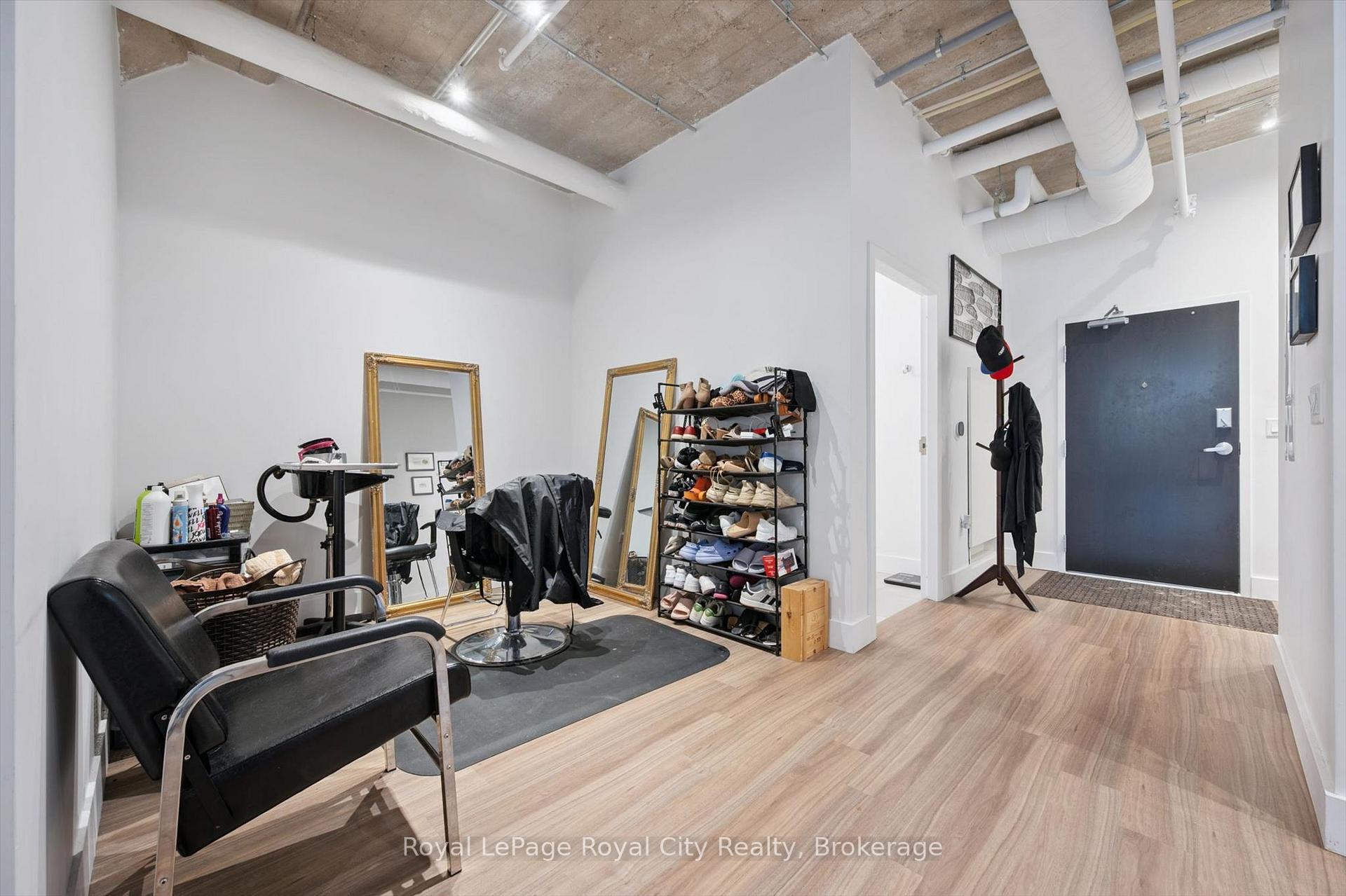 120 Huron Street 115