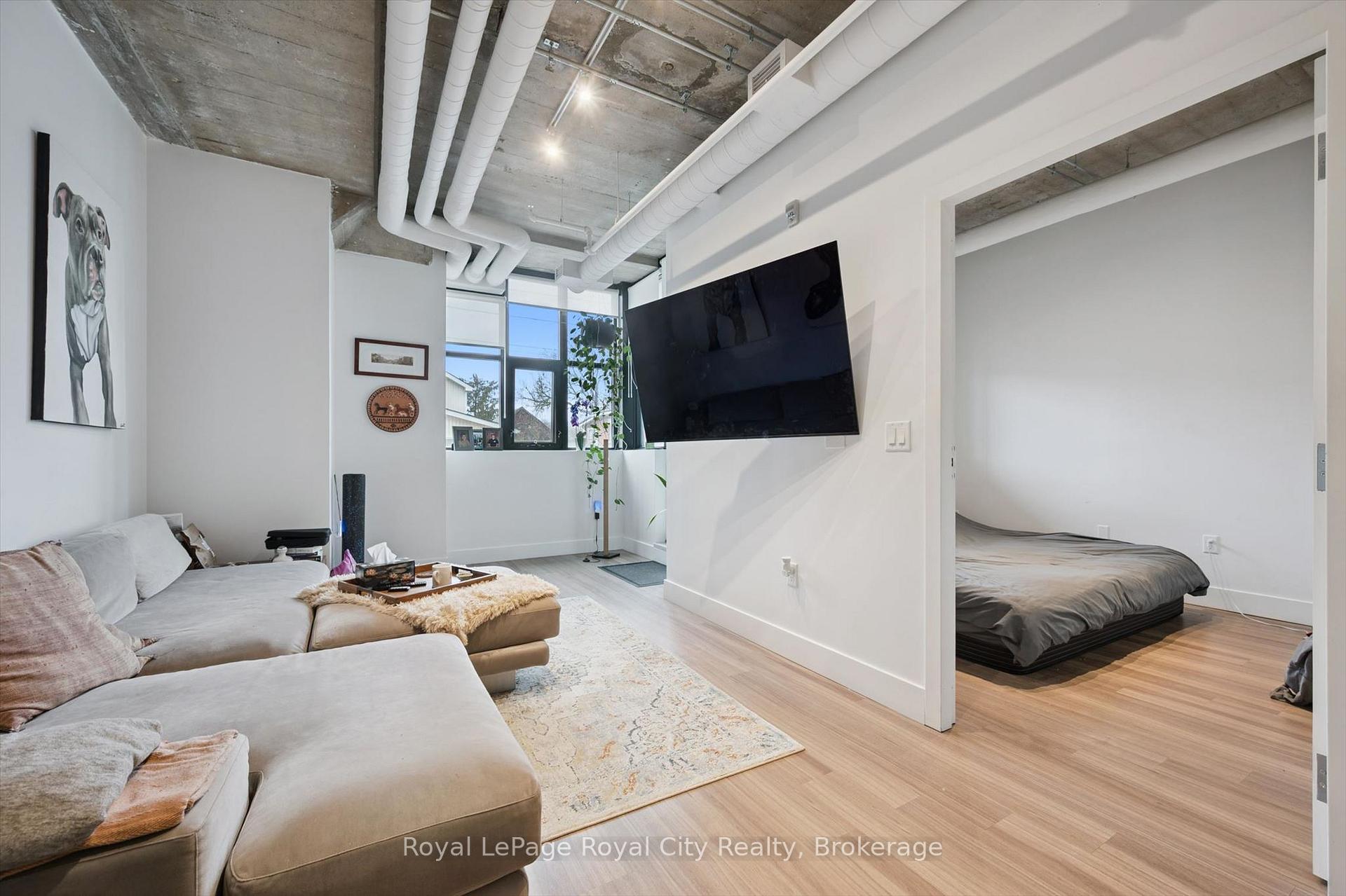 120 Huron Street 115