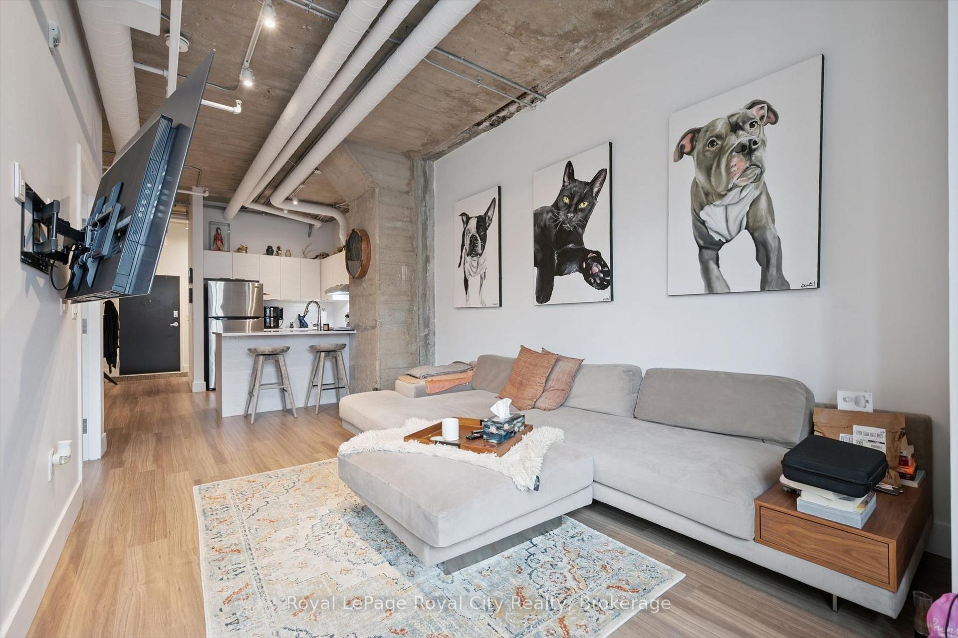 120 Huron Street 115
