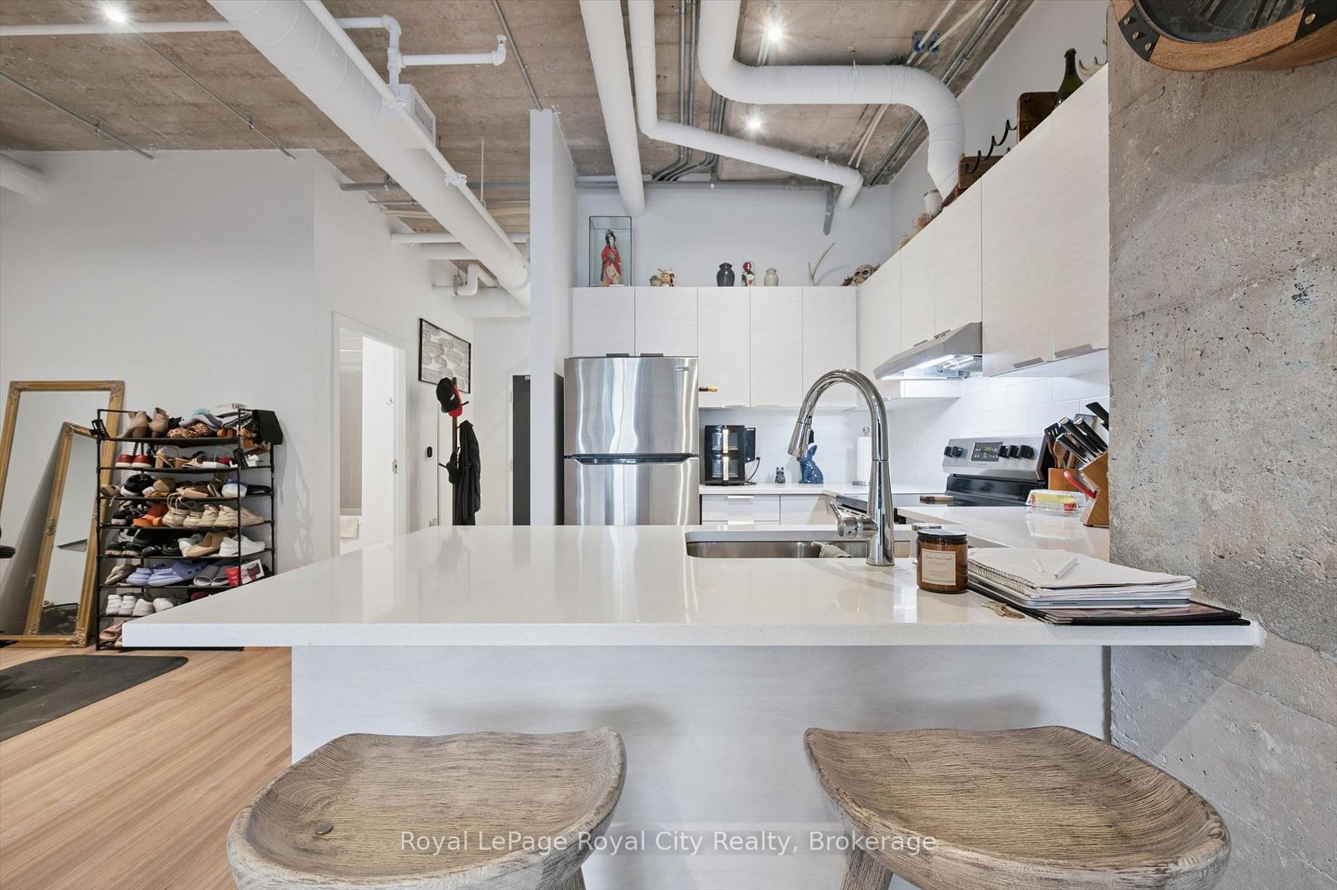 120 Huron Street 115