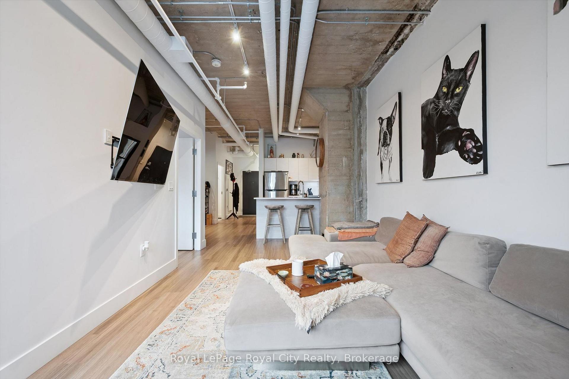 120 Huron Street 115