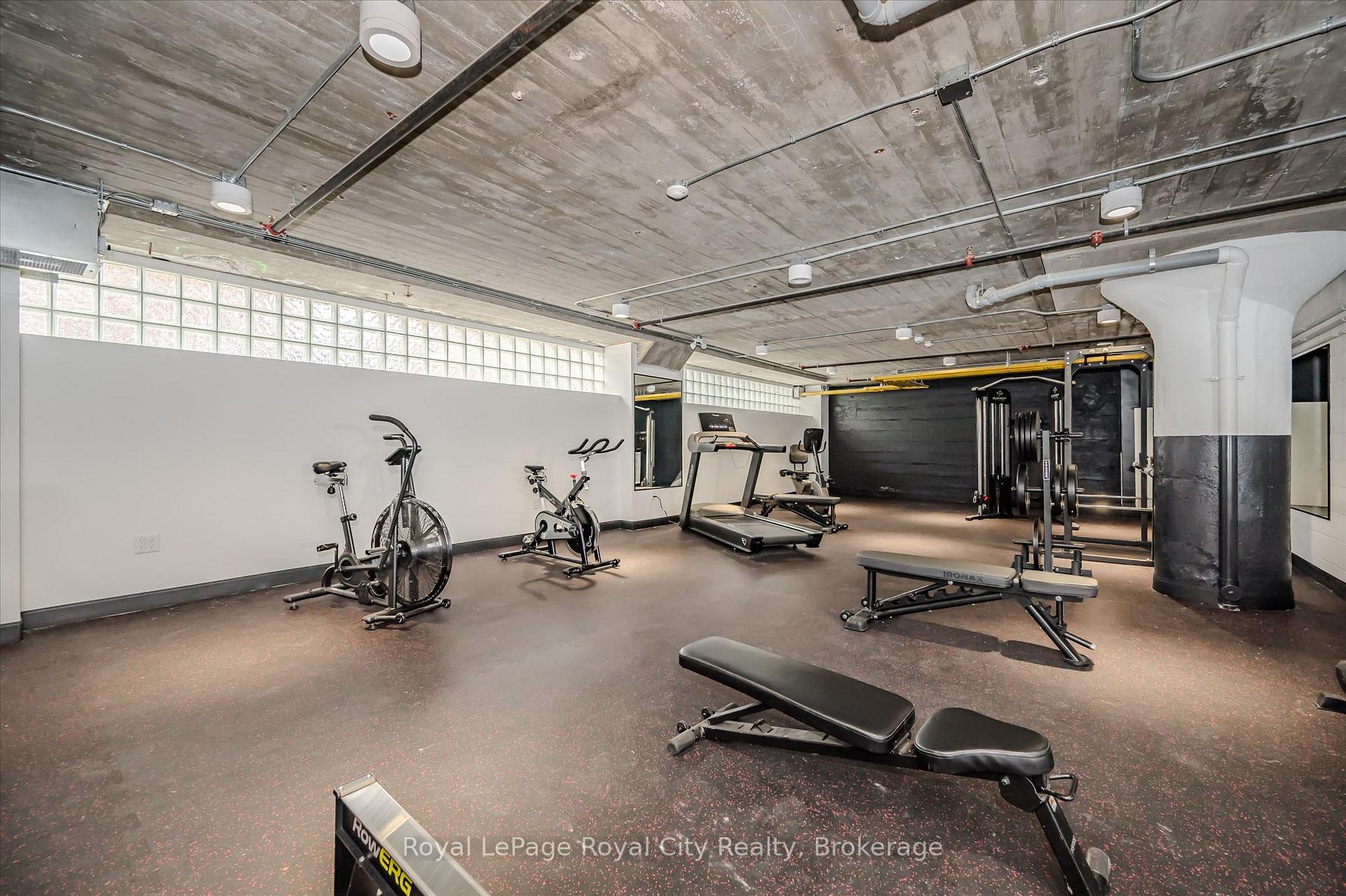 120 Huron Street 115