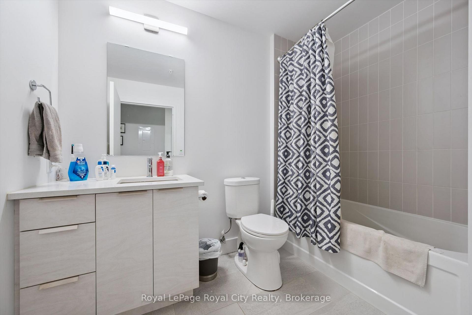 120 Huron Street 115