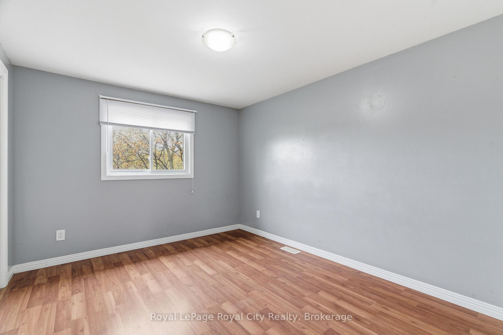 11 Sagewood Place
